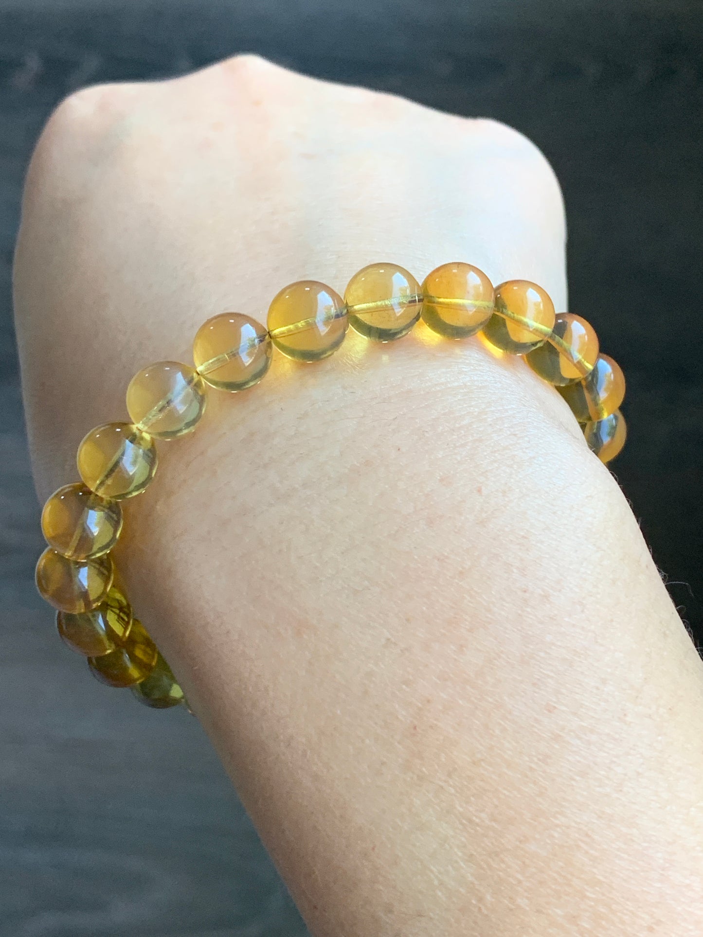 Natural Burmese Blue Amber Round Beads Beaded Bracelet Stretchy 8.5mm 7.75” 8g 天然缅甸蓝珀圆珠手串