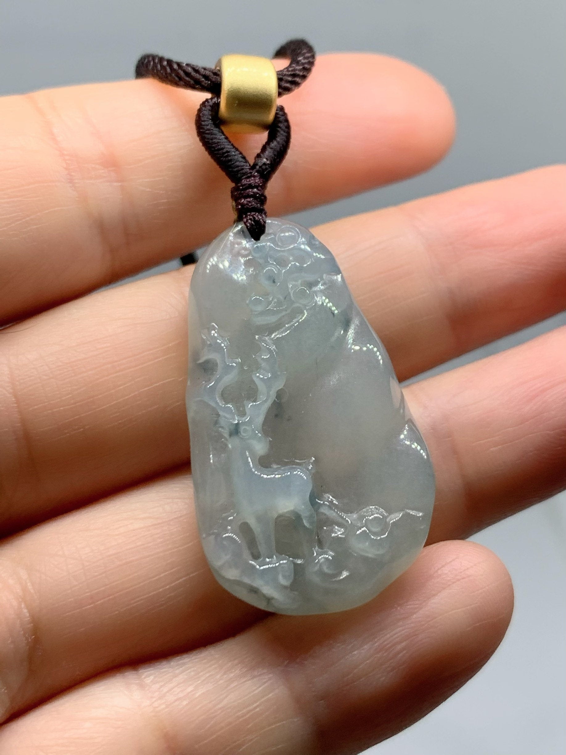 Beautiful Natural Burmese Icy Translucent light green Jadeite with Dark Green Marbling Pendant Carved with Deer 冰胶晴底飘花鹿牌吊坠