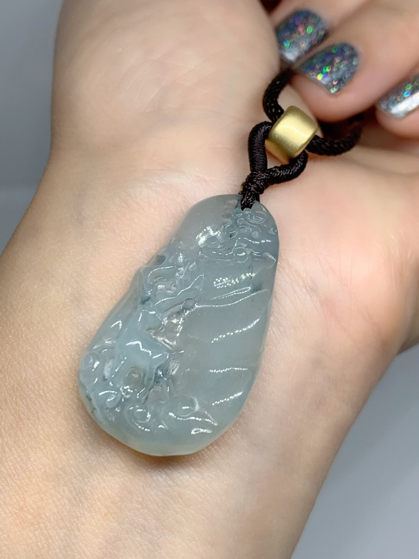 Beautiful Natural Burmese Icy Translucent light green Jadeite with Dark Green Marbling Pendant Carved with Deer 冰胶晴底飘花鹿牌吊坠