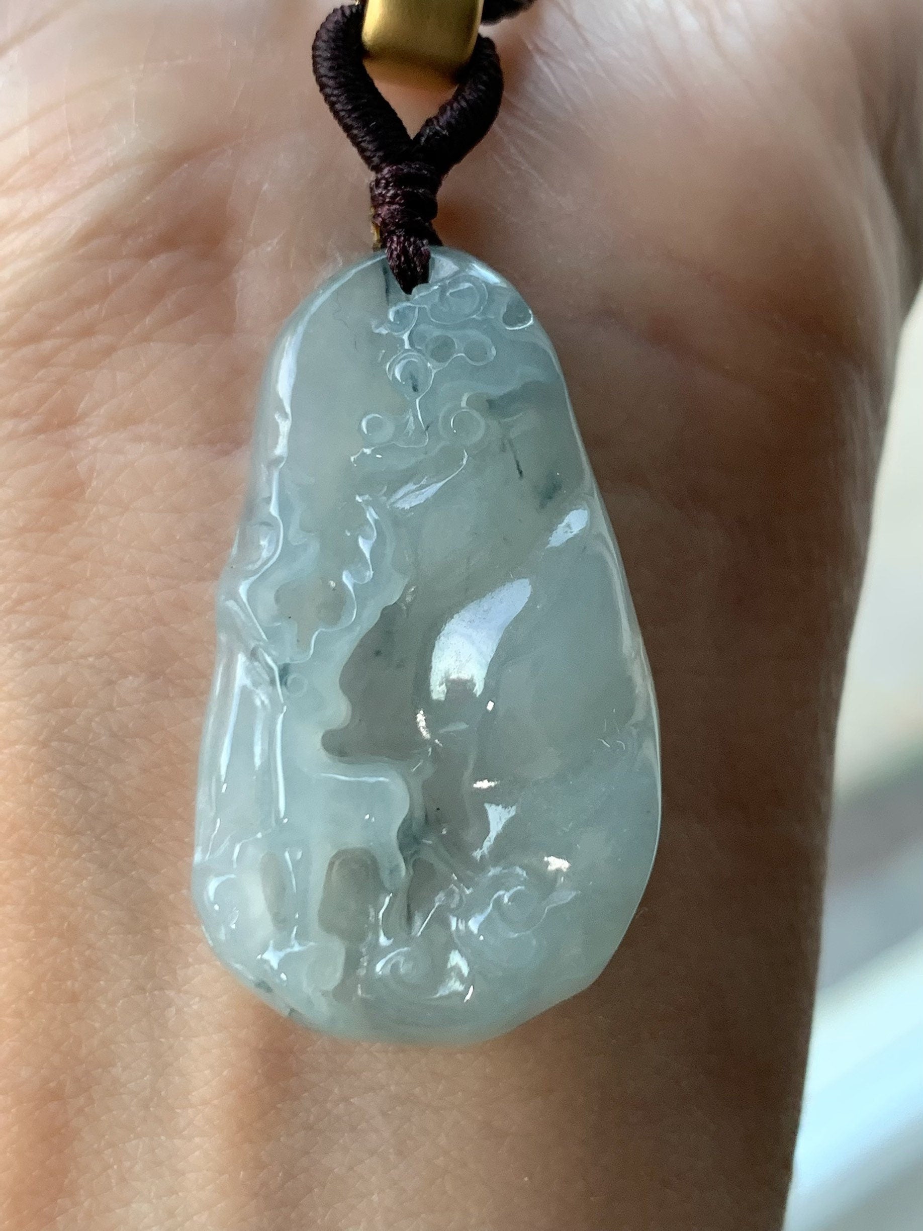 Beautiful Natural Burmese Icy Translucent light green Jadeite with Dark Green Marbling Pendant Carved with Deer 冰胶晴底飘花鹿牌吊坠