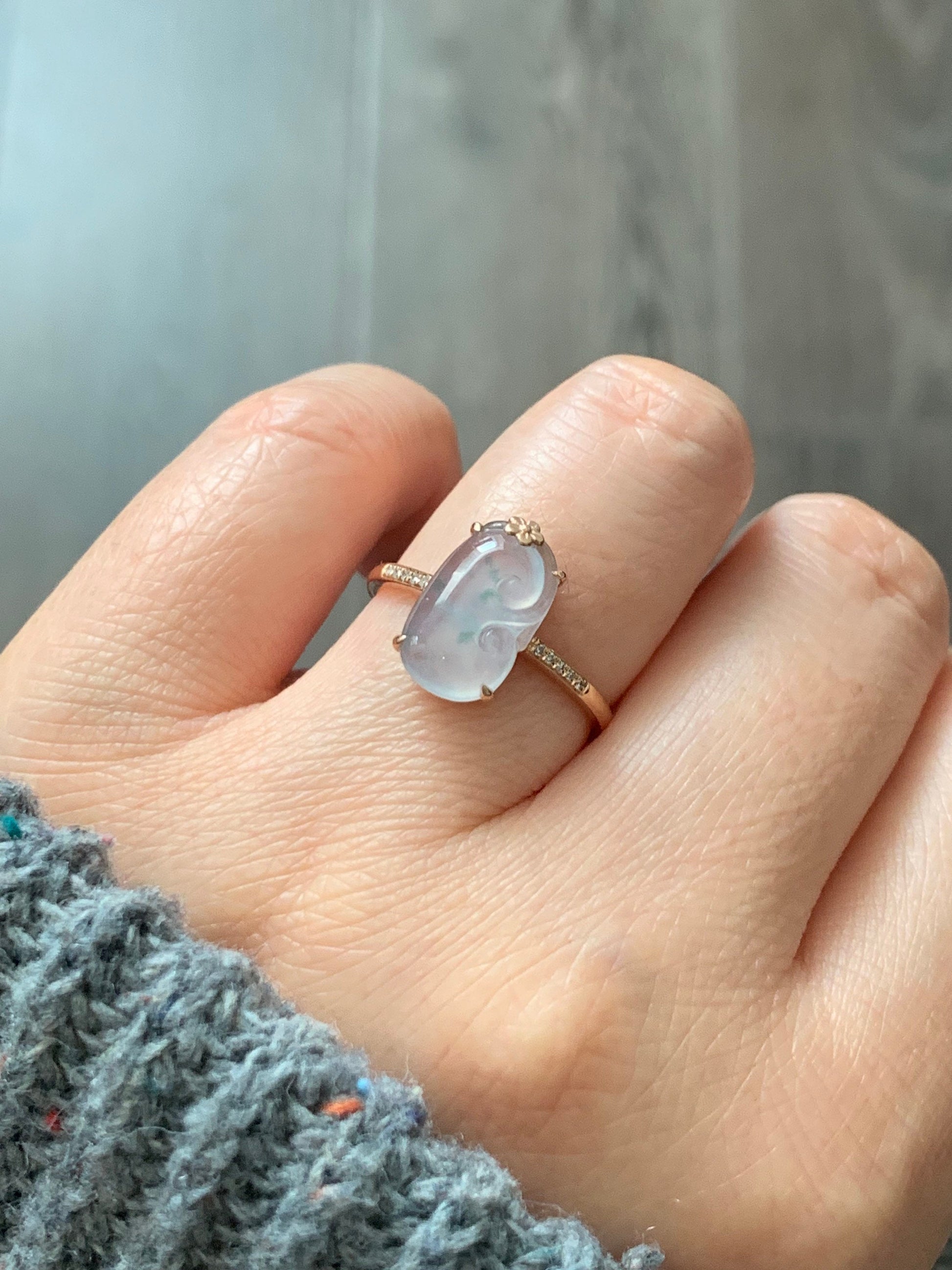 Certified Burmese Natural Garde A Premium Jadeite with Green Marbling Ruyi Ring Size 7 18K Rose Gold & Diamonds 天然缅甸翡翠正冰飘花如意钻石镶嵌戒指