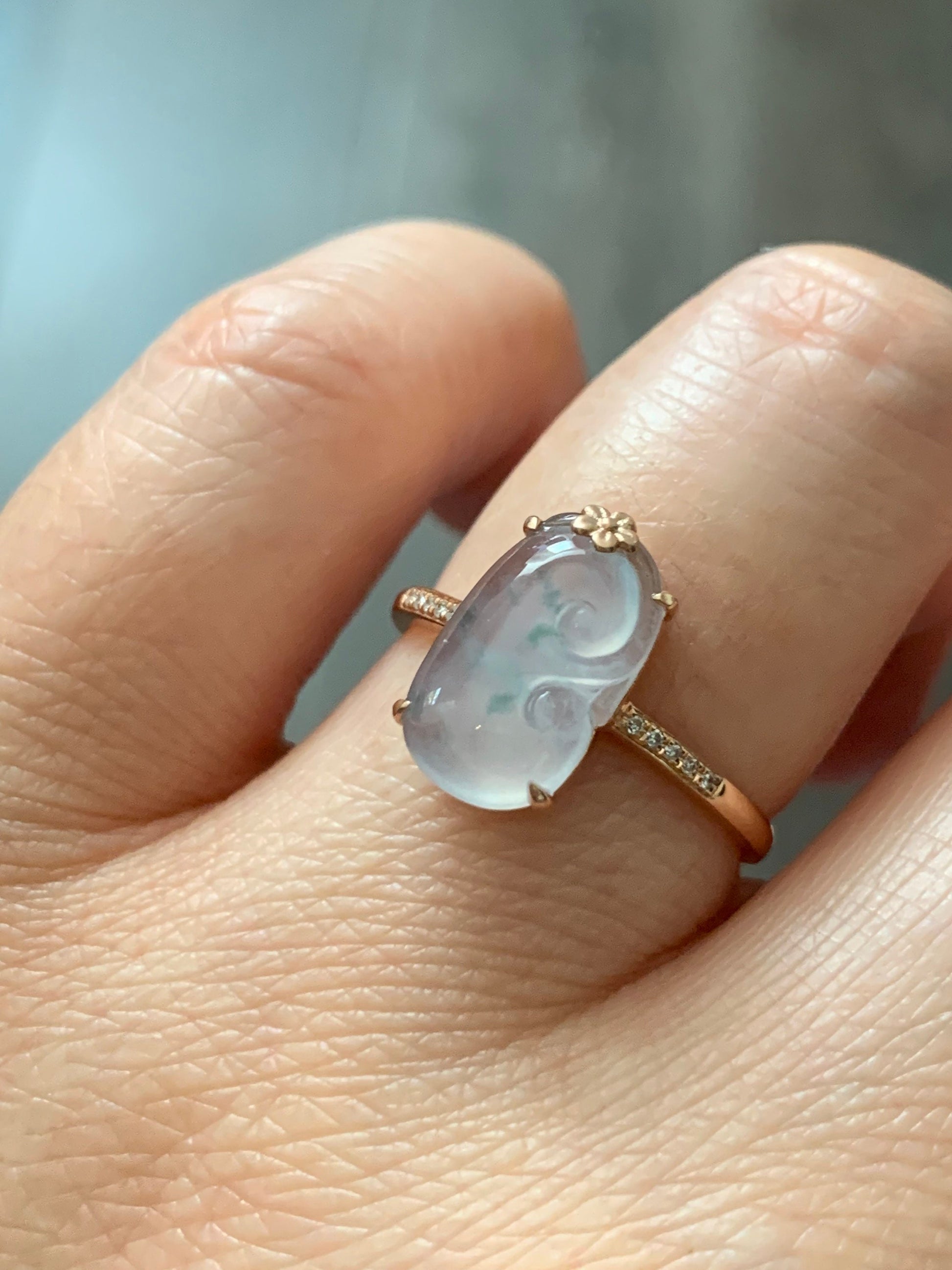 Certified Burmese Natural Garde A Premium Jadeite with Green Marbling Ruyi Ring Size 7 18K Rose Gold & Diamonds 天然缅甸翡翠正冰飘花如意钻石镶嵌戒指