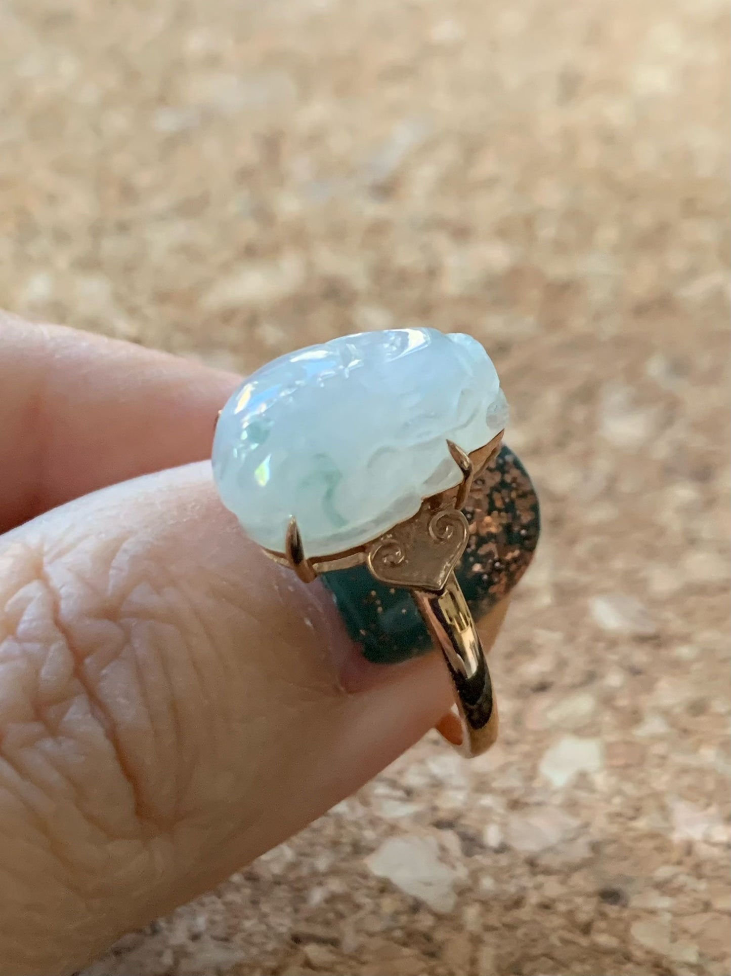 Certified Natural Burmese Icy Translucent and Gelatinous Jadeite with green marbling Pixiu Ring Size 7 18K Rose Gold 天然缅甸冰晴飘花翡翠貔貅镶嵌戒指