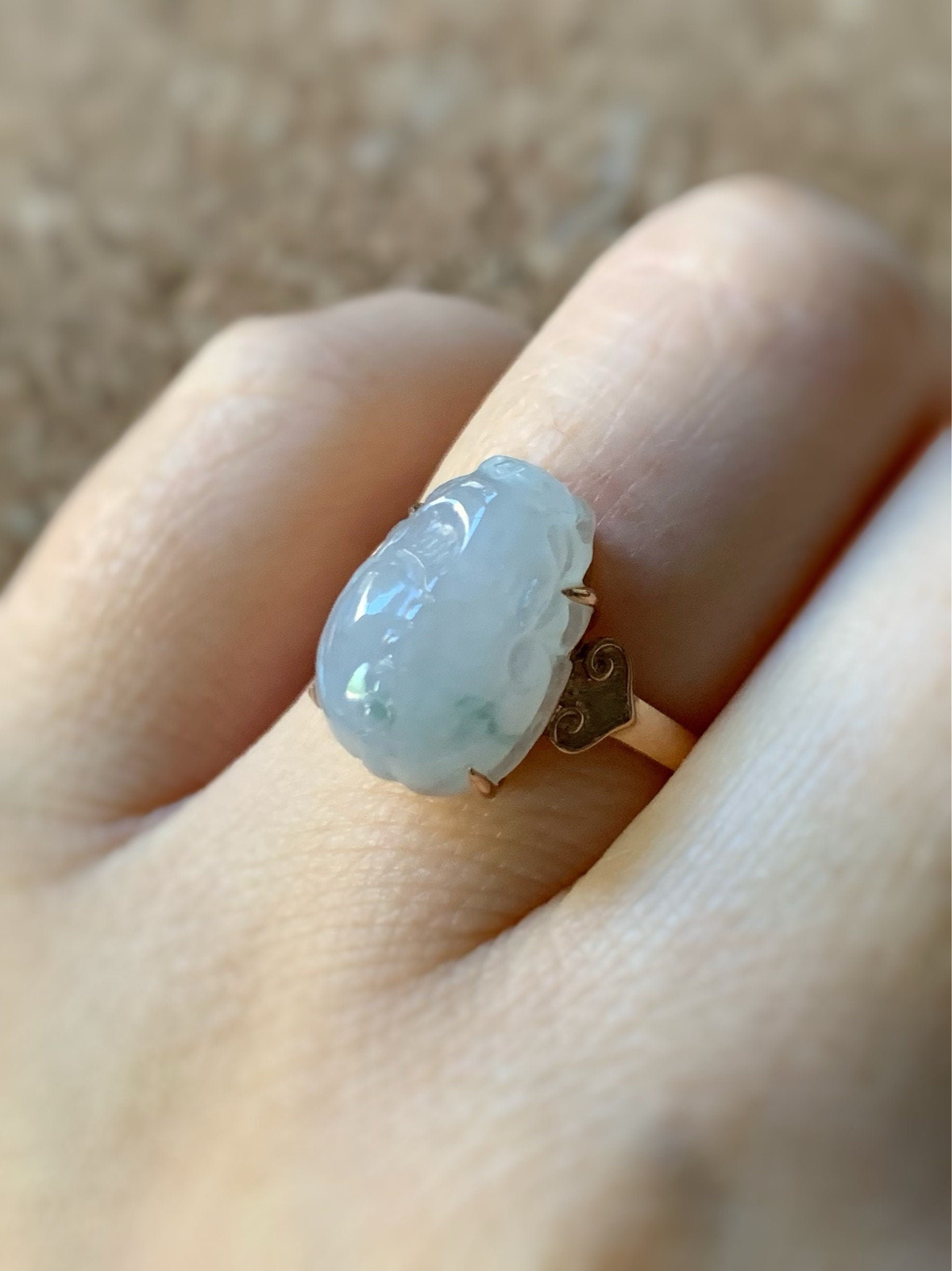 Certified Natural Burmese Icy Translucent and Gelatinous Jadeite with green marbling Pixiu Ring Size 7 18K Rose Gold 天然缅甸冰晴飘花翡翠貔貅镶嵌戒指