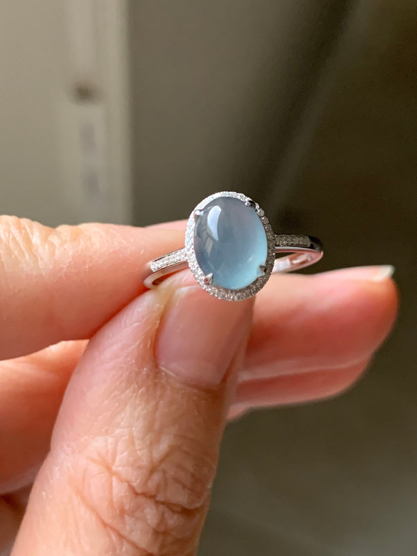 Certified Natural Guatemalan Premium Highly Translucent Icy Blue Jadeite Halo Style Ring 18K White Gold & Diamonds Size 7 天然正高冰危蓝水起光翡翠钻石镶嵌戒指