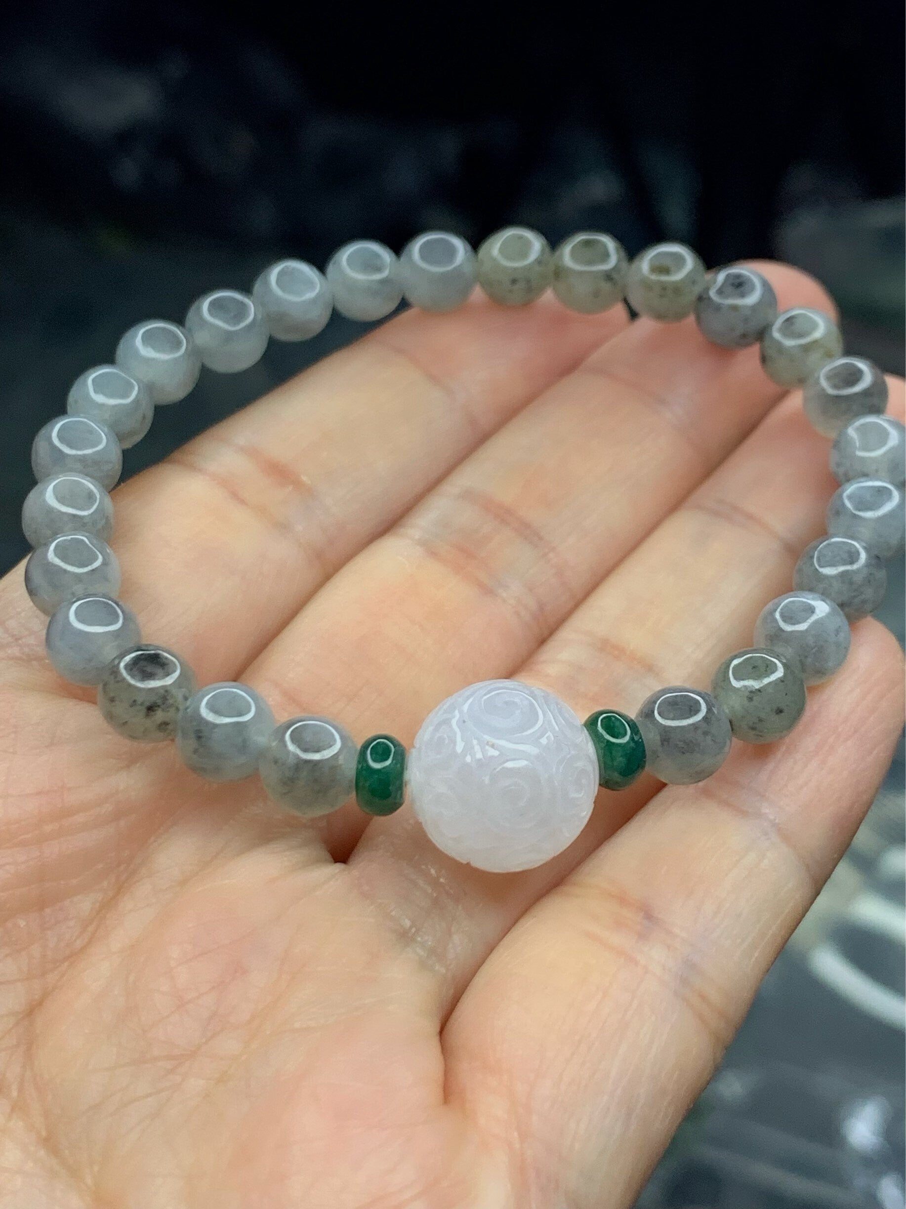 Burmese Natural Grade A Icy Translucent Gelatinous Wuji Jadeite Beads and White Jadeite Engraved Bead Beaded Bracelet 6.75" 天然缅甸冰胶乌鸡翡翠仿古雕珠手串