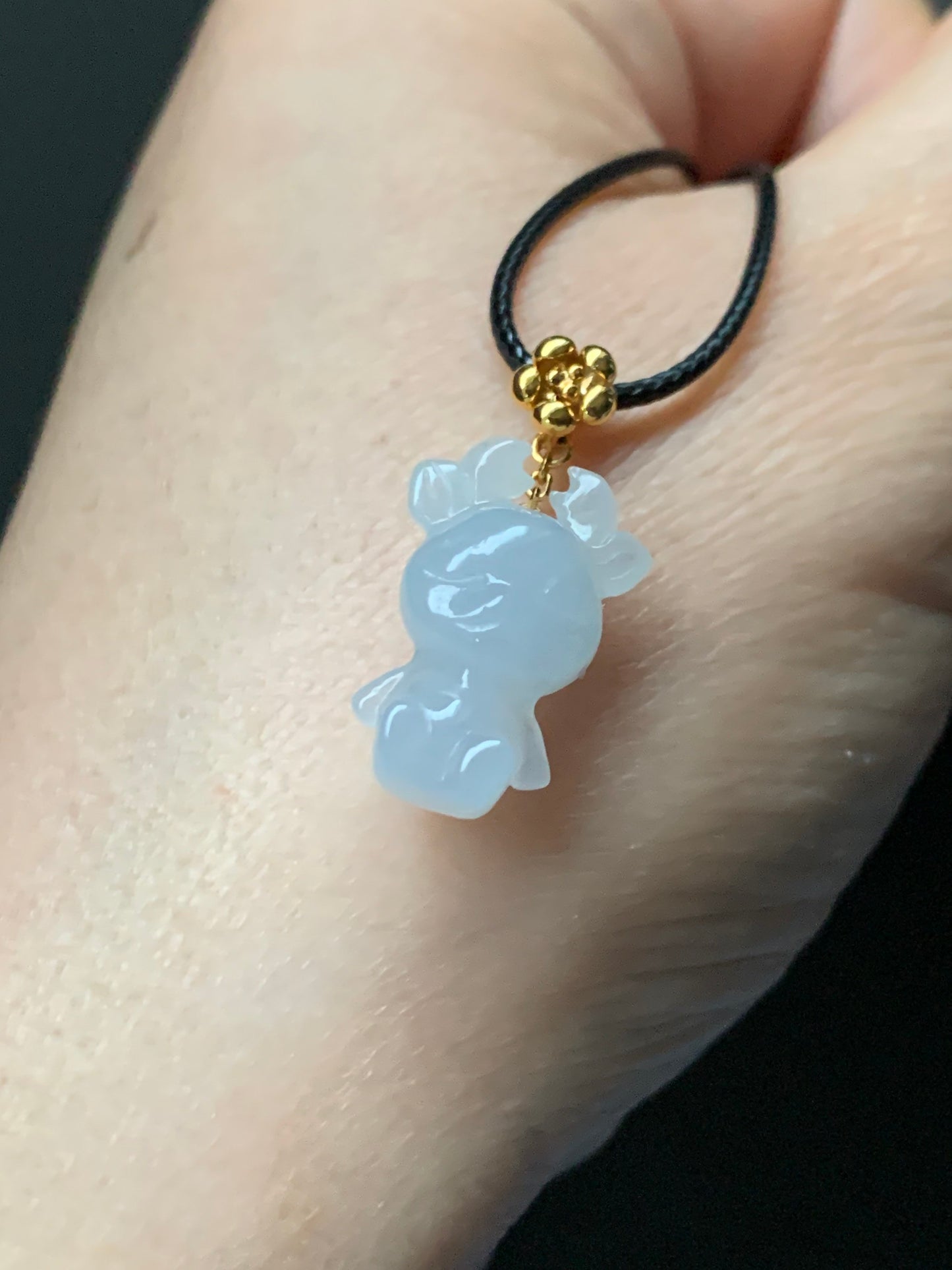 Certified Natural Burmese Icy Translucent & Gelatinous White Jadeite Carved Deer Pendant 18K Yellow Gold Cherry Blossom Bail 天然缅甸白冰翡翠小鹿镶嵌吊坠