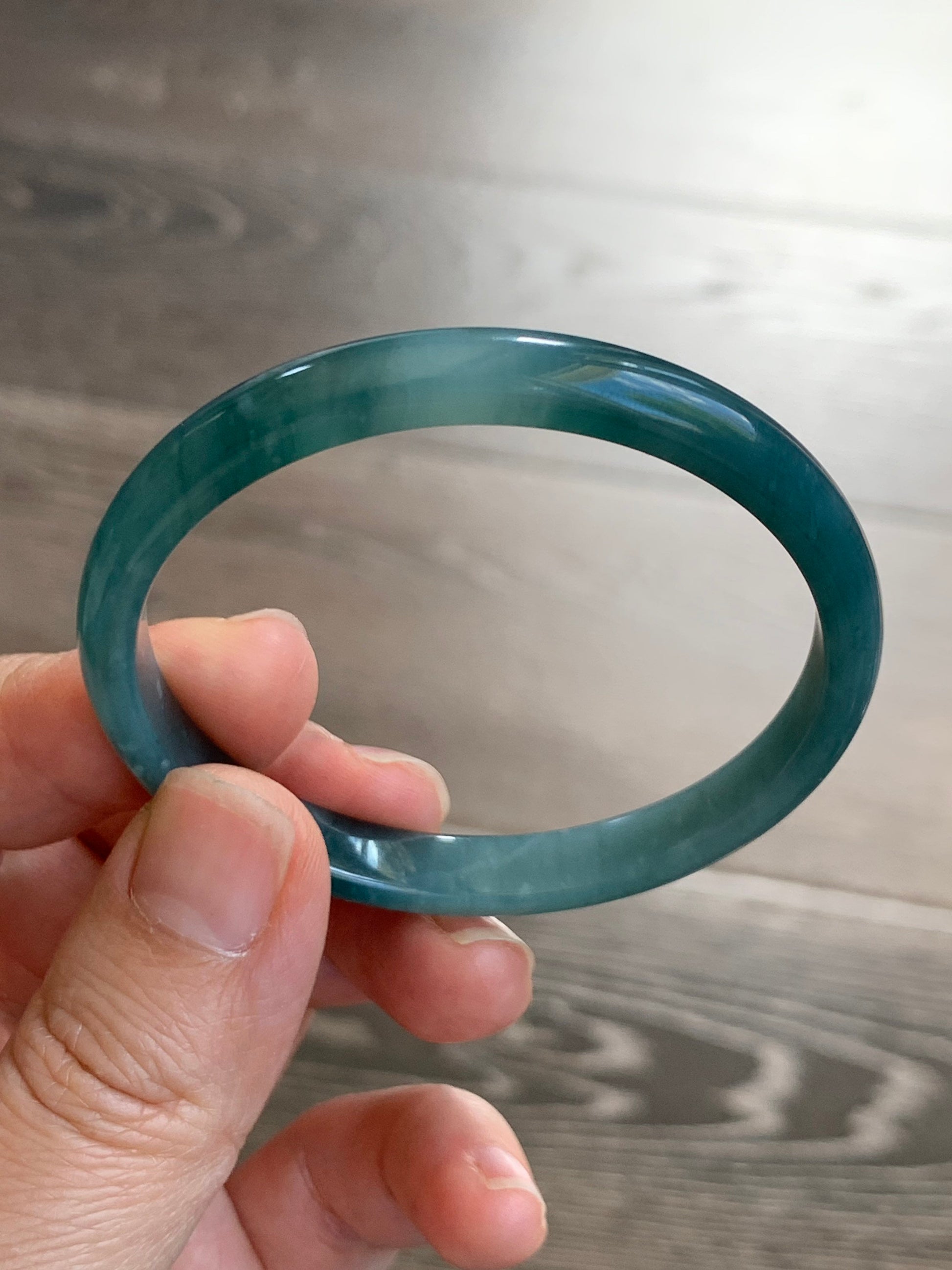 Certified Natural Guatemalan Icy Teal Blue Jadeite Bangle Bracelet 51.7mm 7x5mm 17.58 grams 天然危地马拉冰蓝水翡翠手镯 2691