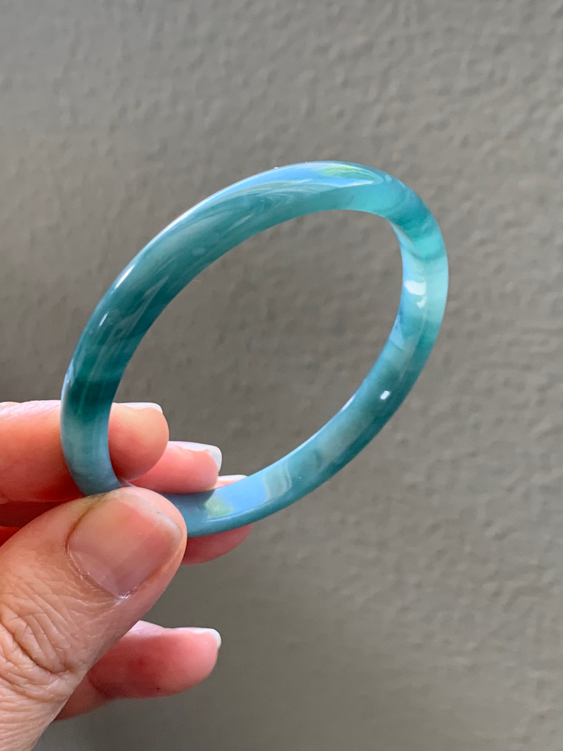 Certified Natural Guatemalan Icy Teal Blue Jadeite Bangle Bracelet 51.7mm 7x5mm 17.58 grams 天然危地马拉冰蓝水翡翠手镯 2691