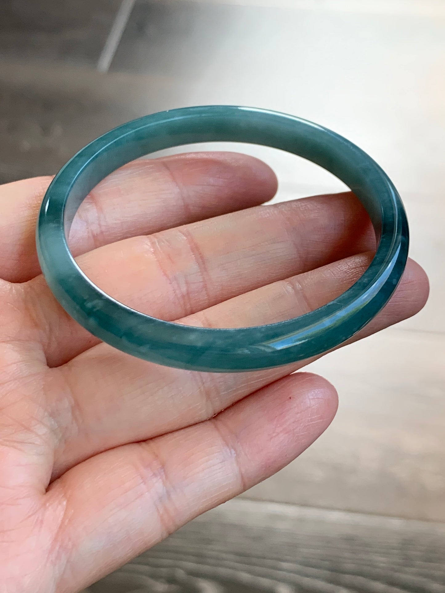 Certified Natural Guatemalan Icy Teal Blue Jadeite Bangle Bracelet 51.7mm 7x5mm 17.58 grams 天然危地马拉冰蓝水翡翠手镯 2691