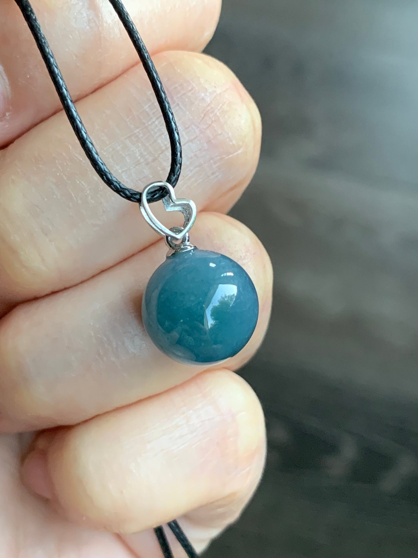 Certified Natural Guatemalan Grade A Icy Translucent Gelatinous Blue Jadeite Sphere Bead Pendant 18K White Gold Bail 天然冰危蓝翡翠单珠镶嵌吊坠