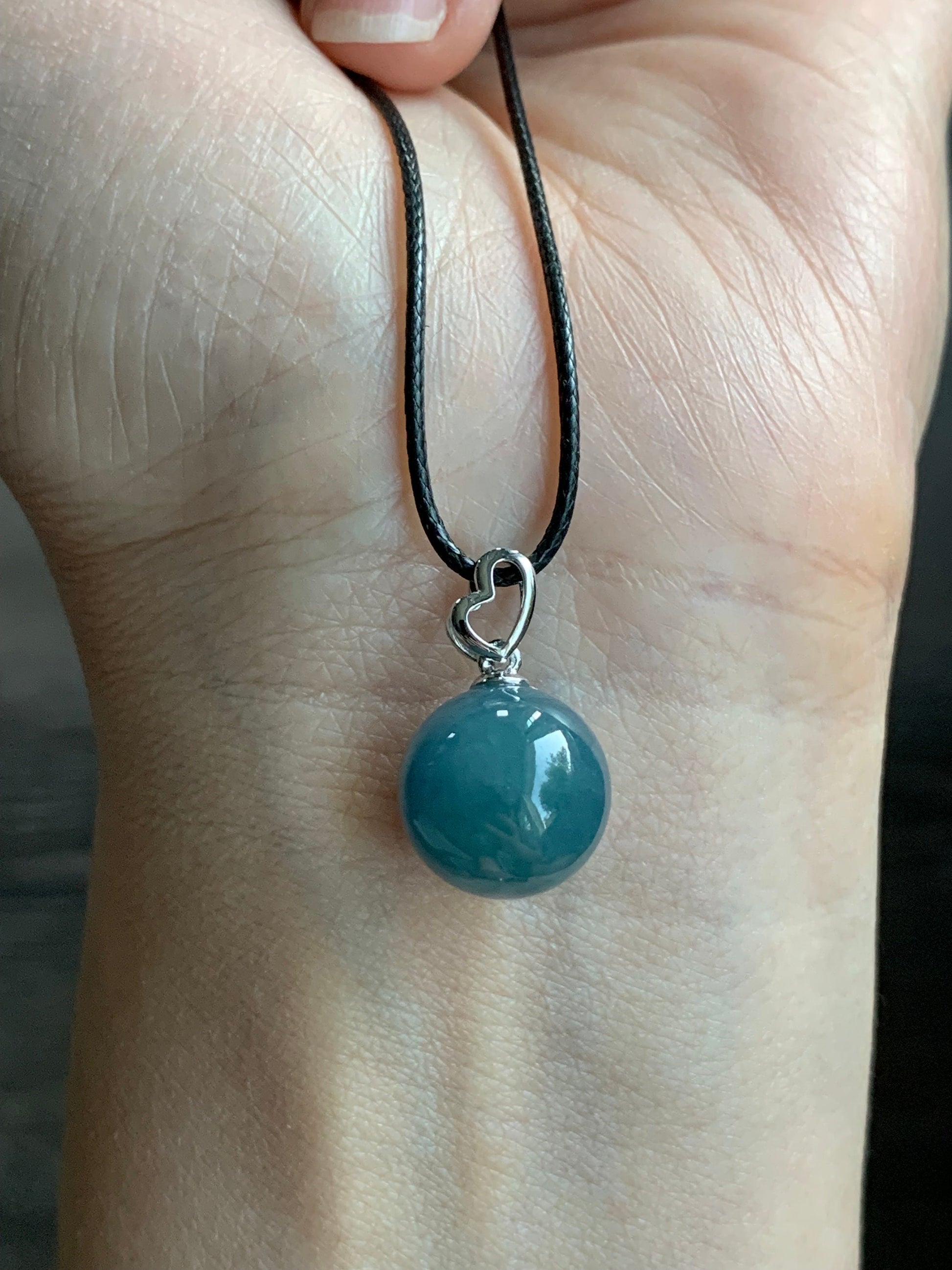 Certified Natural Guatemalan Grade A Icy Translucent Gelatinous Blue Jadeite Sphere Bead Pendant 18K White Gold Bail 天然冰危蓝翡翠单珠镶嵌吊坠