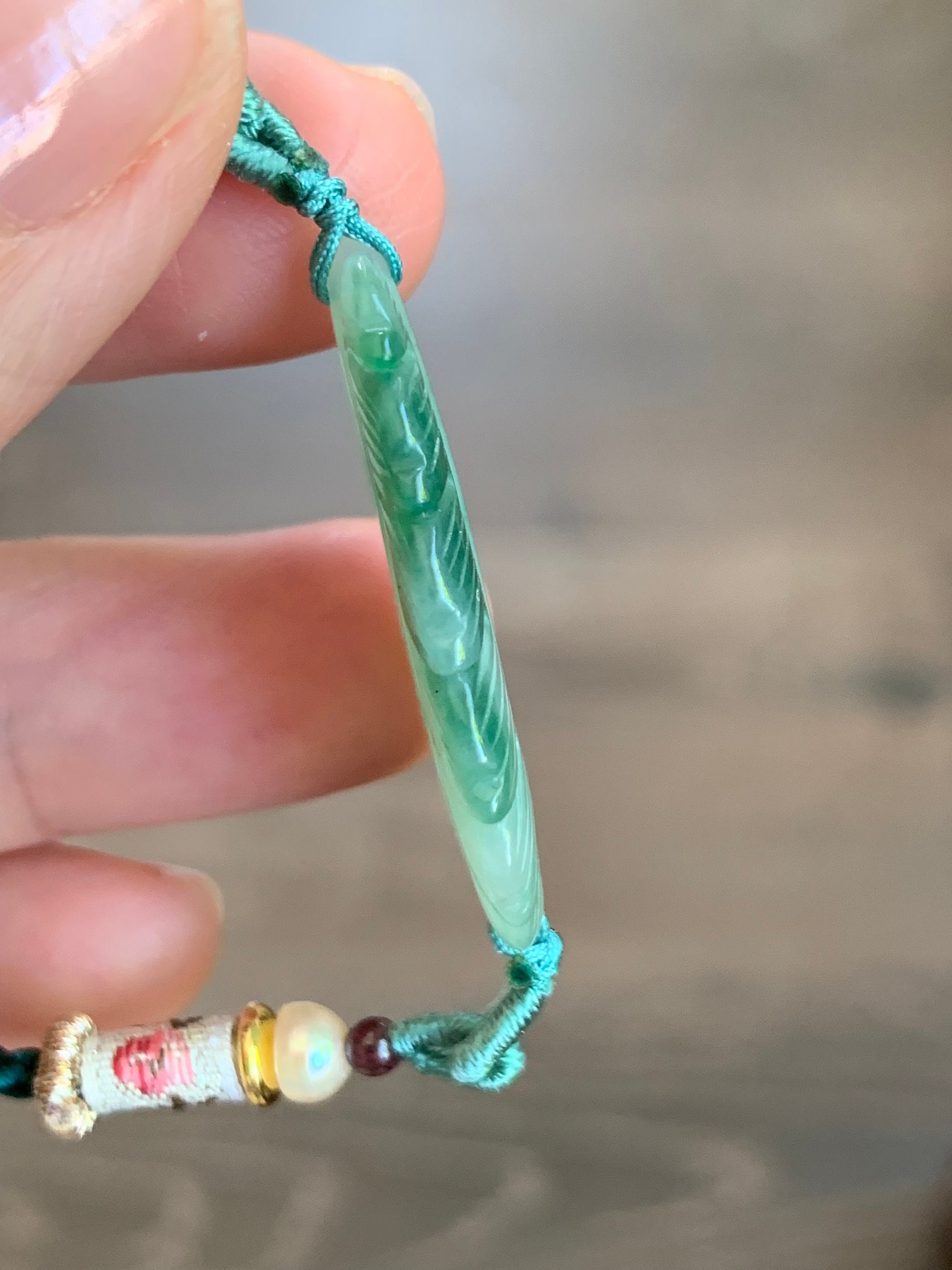 Natural Burmese Icy Translucent Light Green Jadeite w/ Intense Green Marbling Carved Feather Rope Bracelet 6.5” Adjustable 天然缅甸糯冰晴底飘花翡翠羽毛手绳