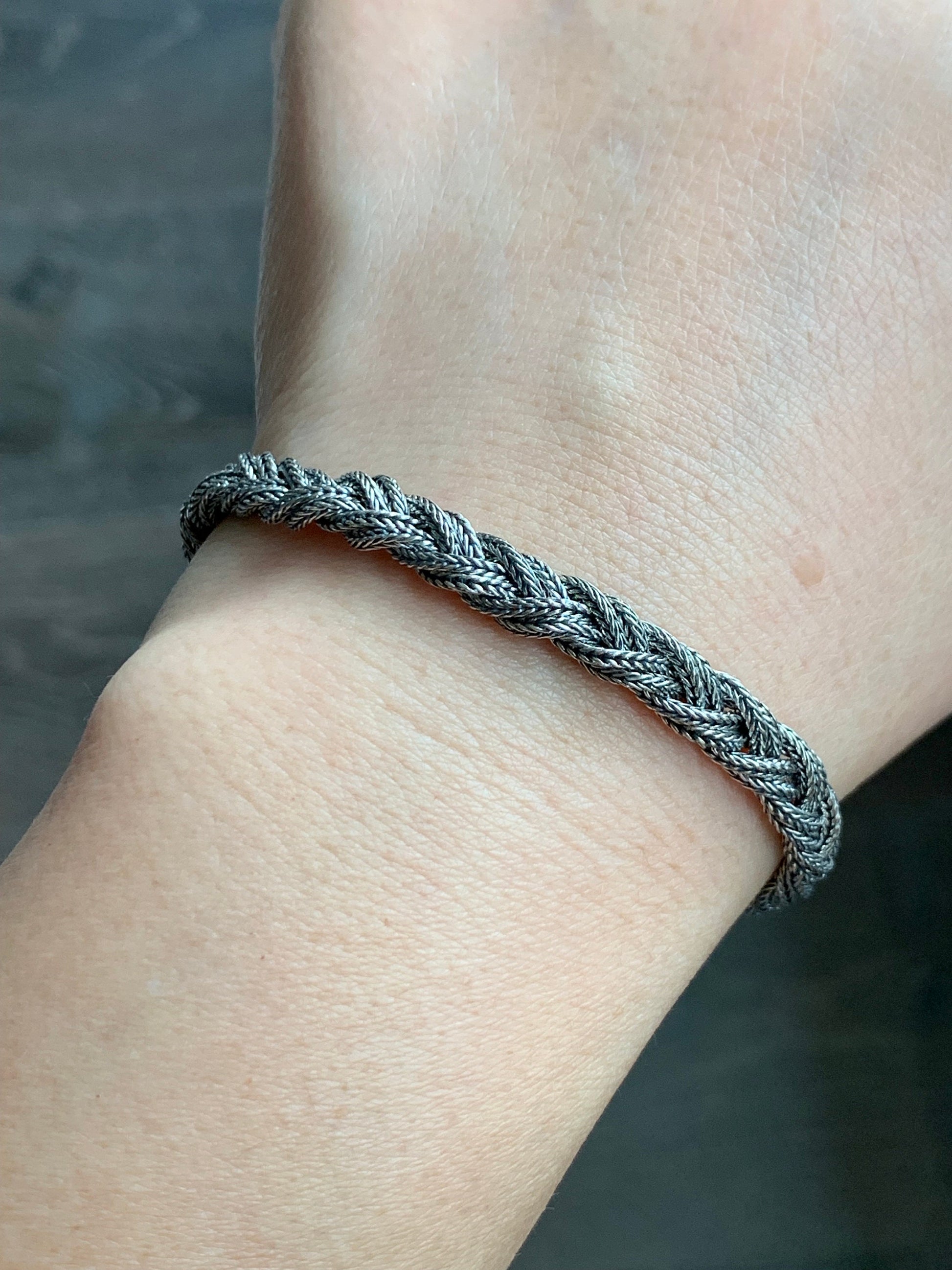 925 Sterling Silver Solid Braided Bracelet Adjustable 12 grams 纯银手工麻花手链