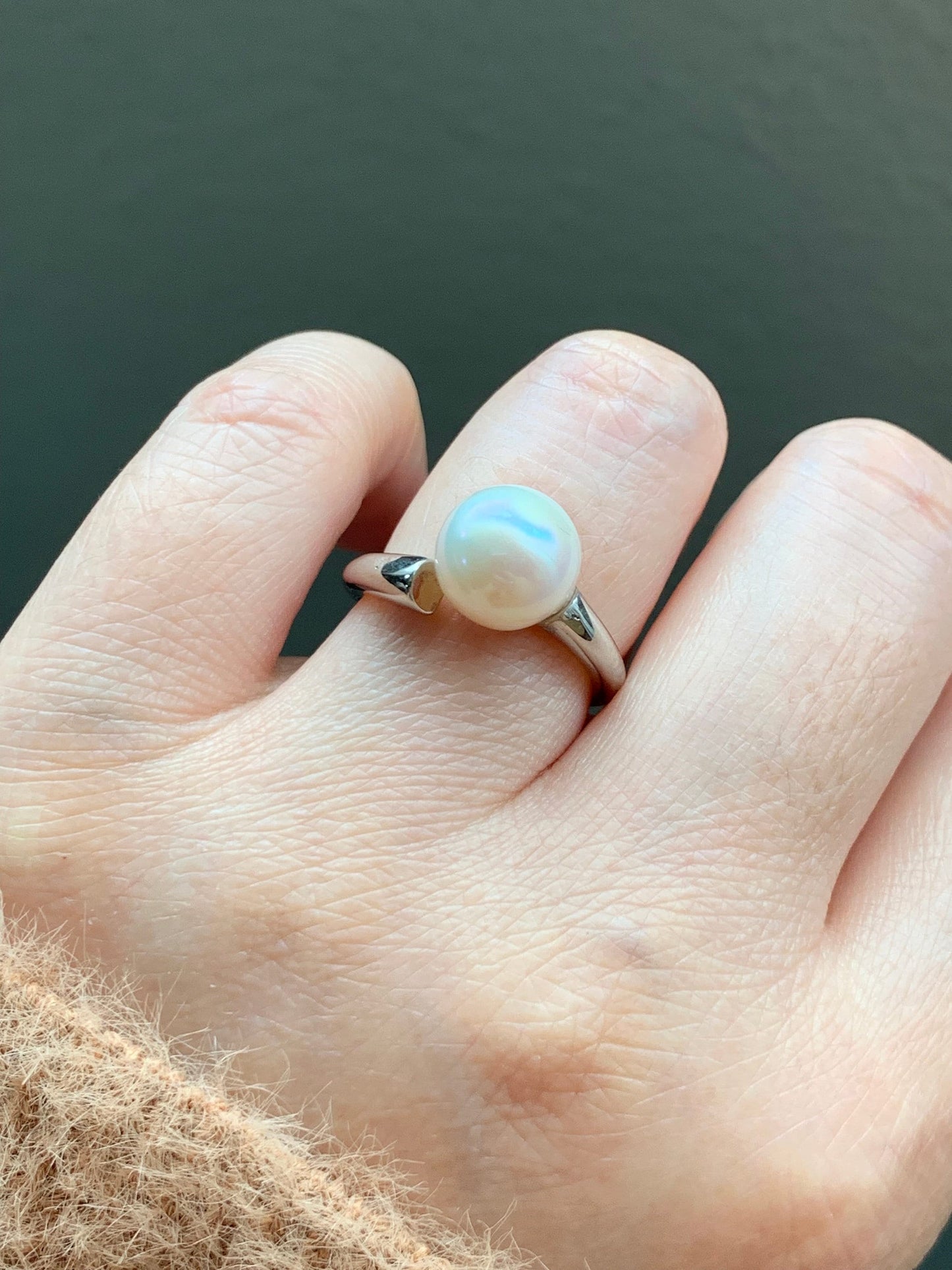 Natural Genuine Freshwater White Round Pearl 9.7mm Solitaire Bypass Ring Open Band S925 Sterling Silver Size 6 天然淡水白色圆珍珠银镶戒指 BKK100