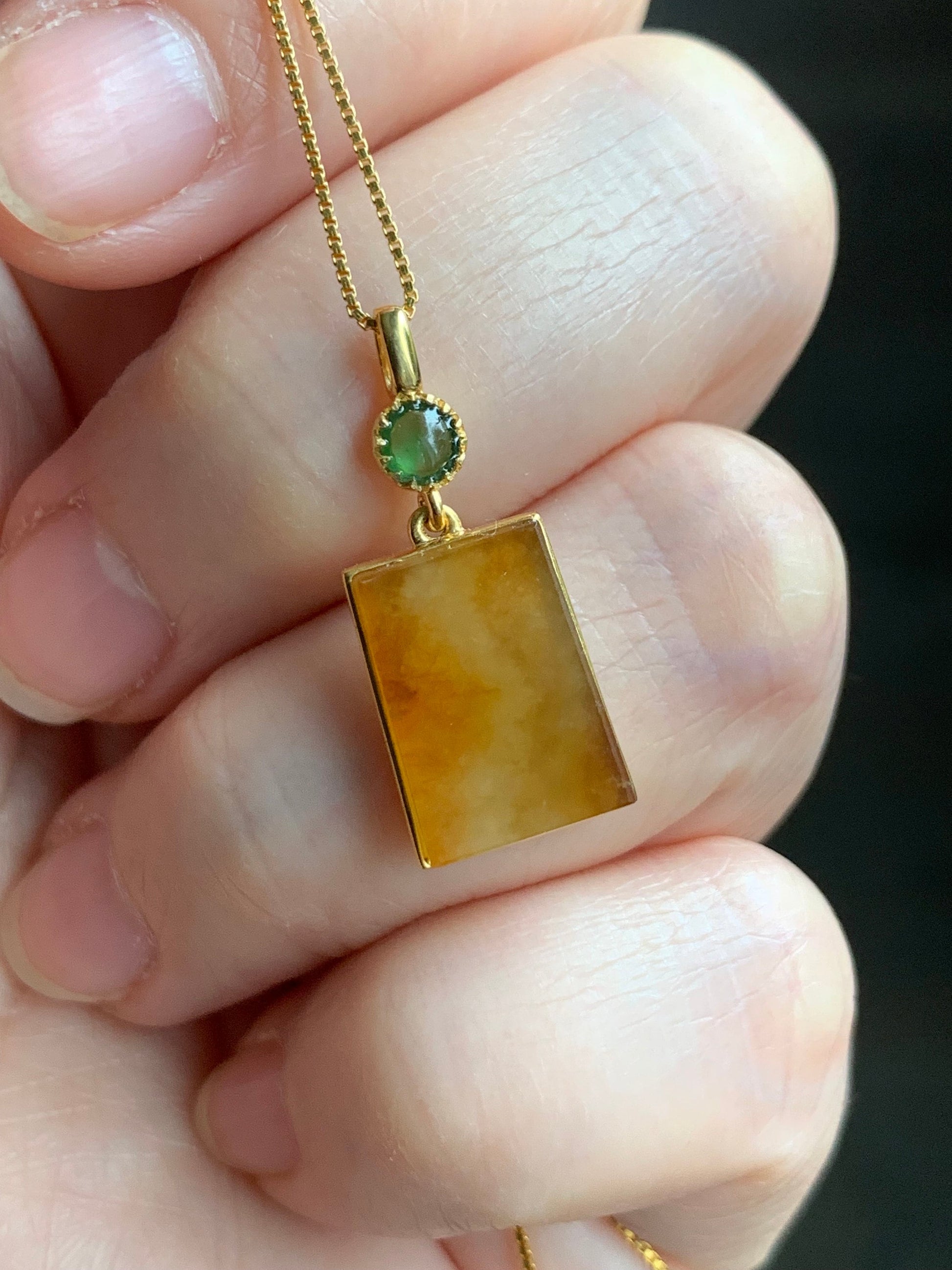 Certified Natural Burmese Icy Translucent Vibrant Yellow Wu Shi Pai Jadeite Trapezoid Shaped Pendant 18K Yellow Gold 天然缅甸起冰油黄翡翠无事牌镶嵌吊坠 3292