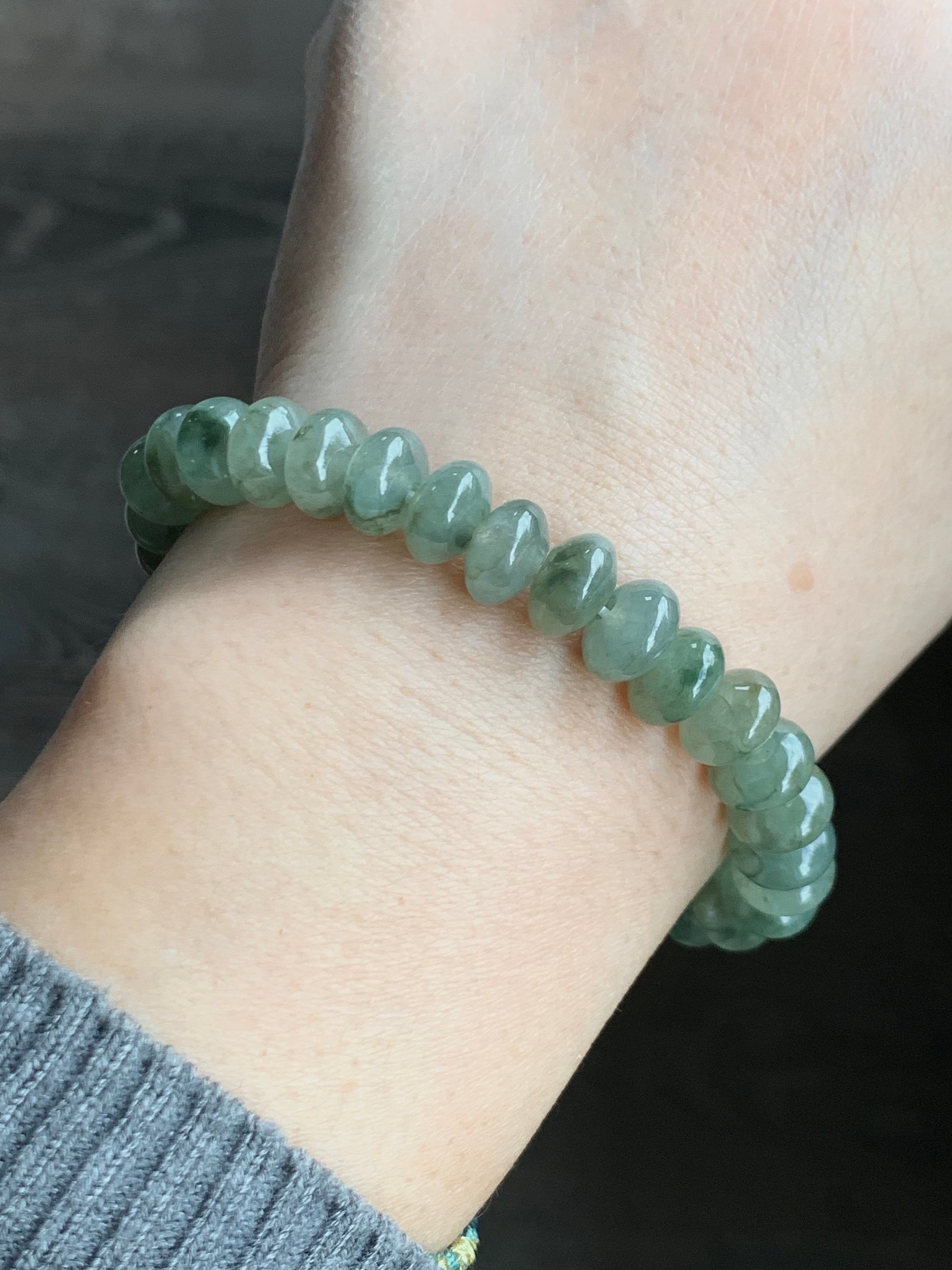 Natural Burmese Icy Translucent Light Green Jadeite Dark Green Marbling Drum Beads Beaded Bracelet Stretchy 6.5” 25g 天然缅甸冰胶晴底飘花翡翠鼓珠手串 31424