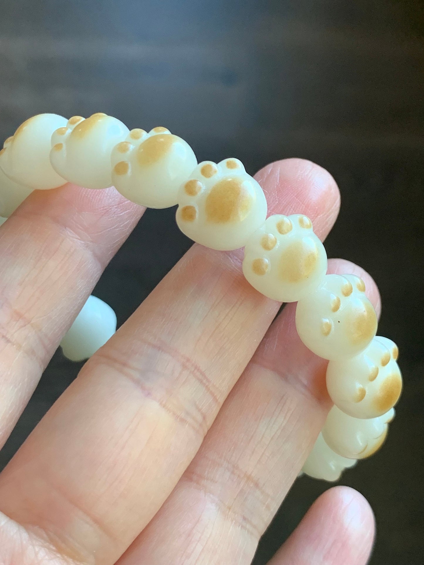 Natural Bodhi Root Carved 3D Paw Print Beads Beaded Bracelet Stretchy 6.5” 天然菩提立体雕刻猫爪手串