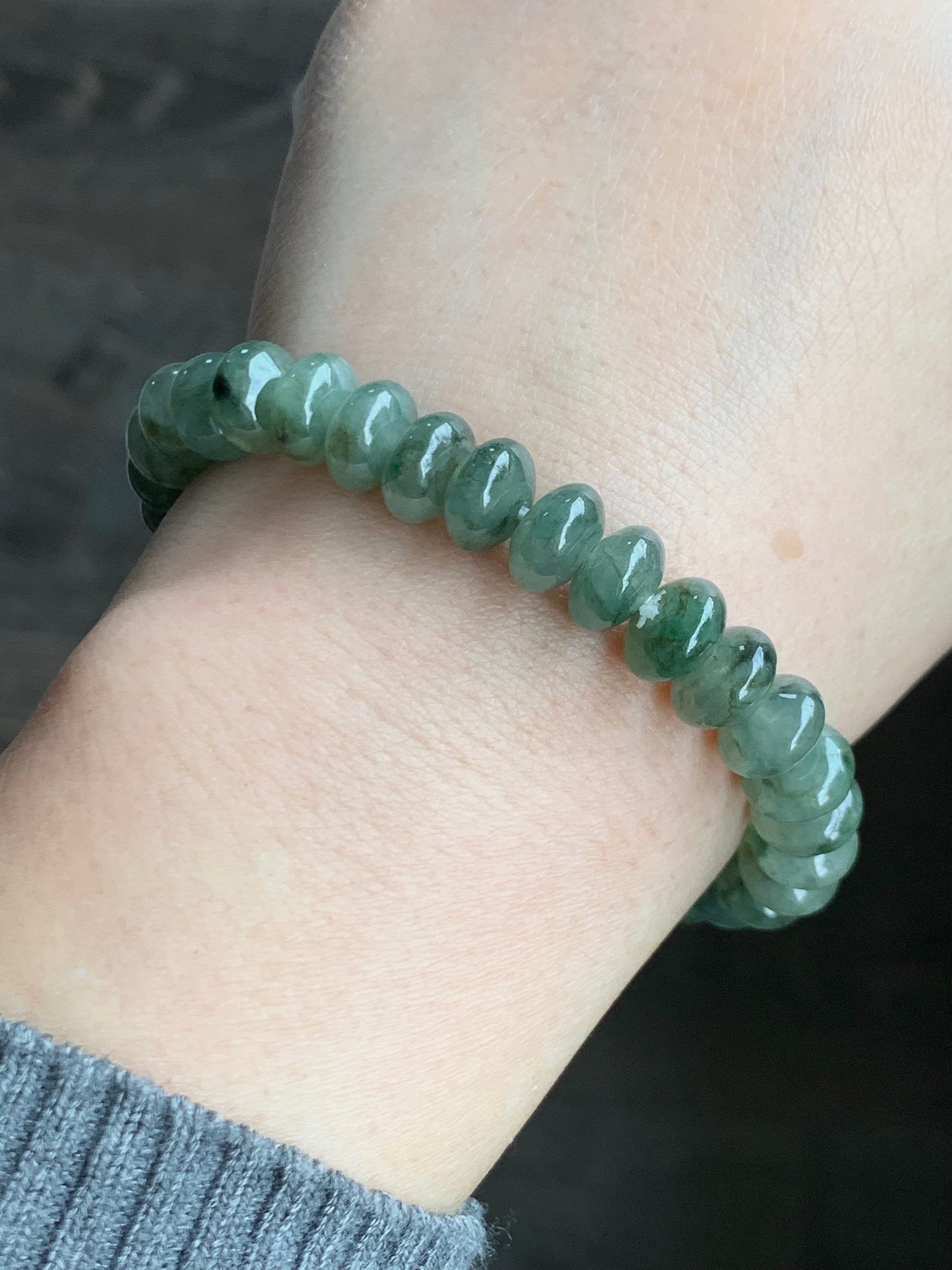 Natural Burmese Icy Translucent Light Green Jadeite Dark Green Marbling Drum Beads Beaded Bracelet Stretchy 6.5” 25g 天然缅甸冰胶晴底飘花翡翠鼓珠手串 31424