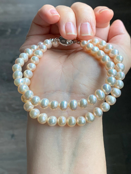 Natural Freshwater Light Champagne Candlelight Pearls Peachy Undertone Beaded Necklace Sterling Silver Clasp 7.6mm 17" 29g 天然淡水无核香槟色珍珠项链