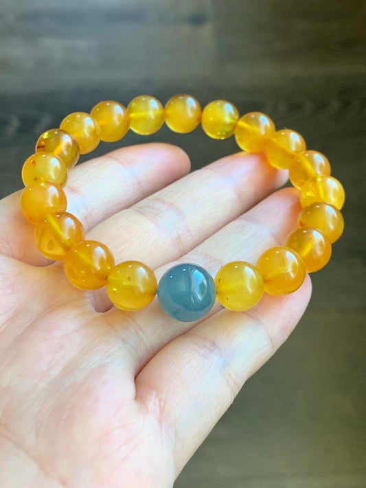 Natural Guatemalan Premium Icy Light Blue Jadeite Bead Aged Fossilized Honeybee Wax Yellow Tree Resins Beaded Bracelet 7" 12g 天然冰危蓝翡翠珠蜜蜡珠手串