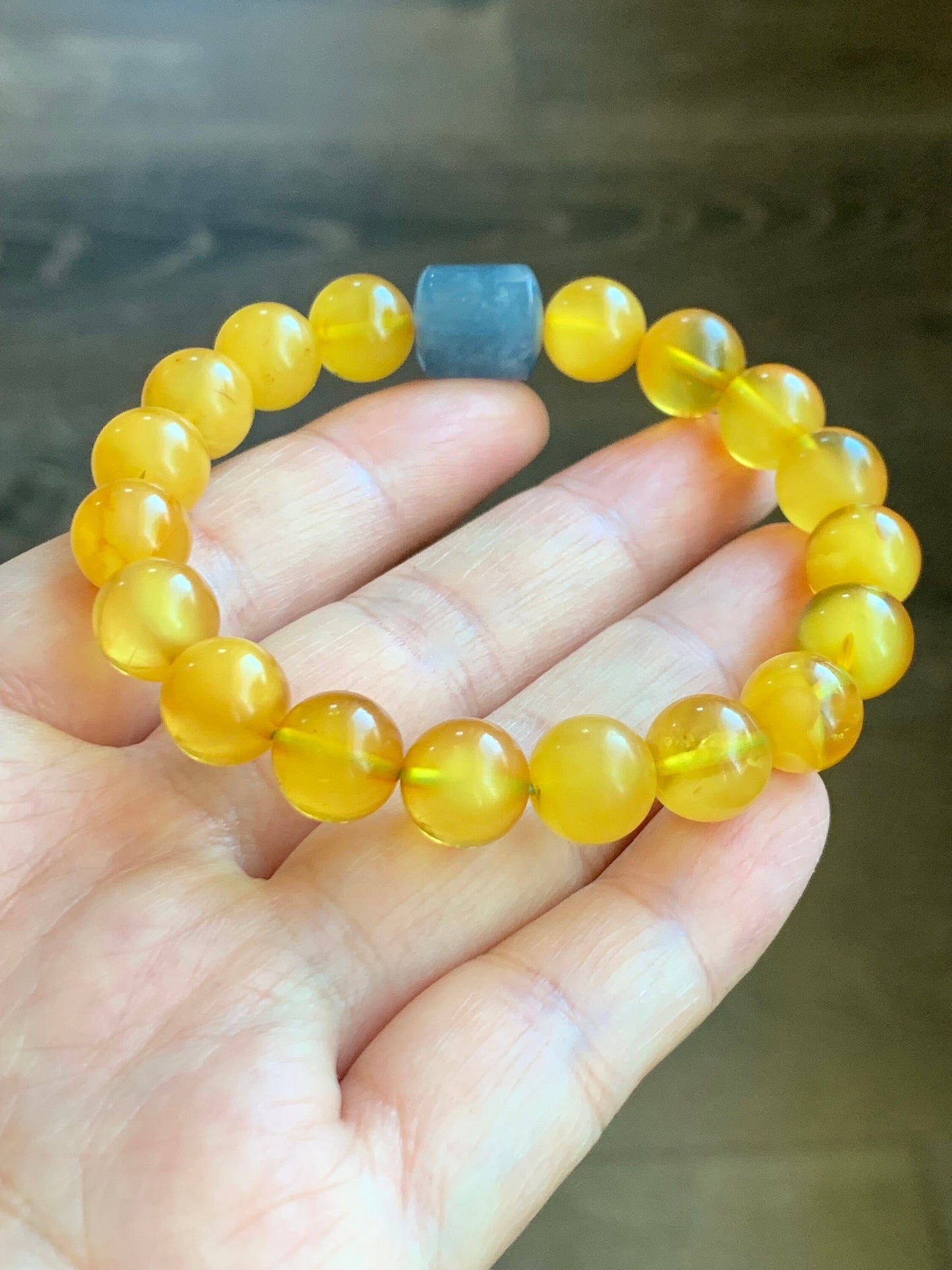 Natural Guatemalan Icy Translucent Blue Jadeite Barrel Bead Fossilized Honeybee Wax Tree Resin Beads Beaded Bracelet 6.75" 12g 天然冰危蓝翡翠珠蜜蜡珠手串