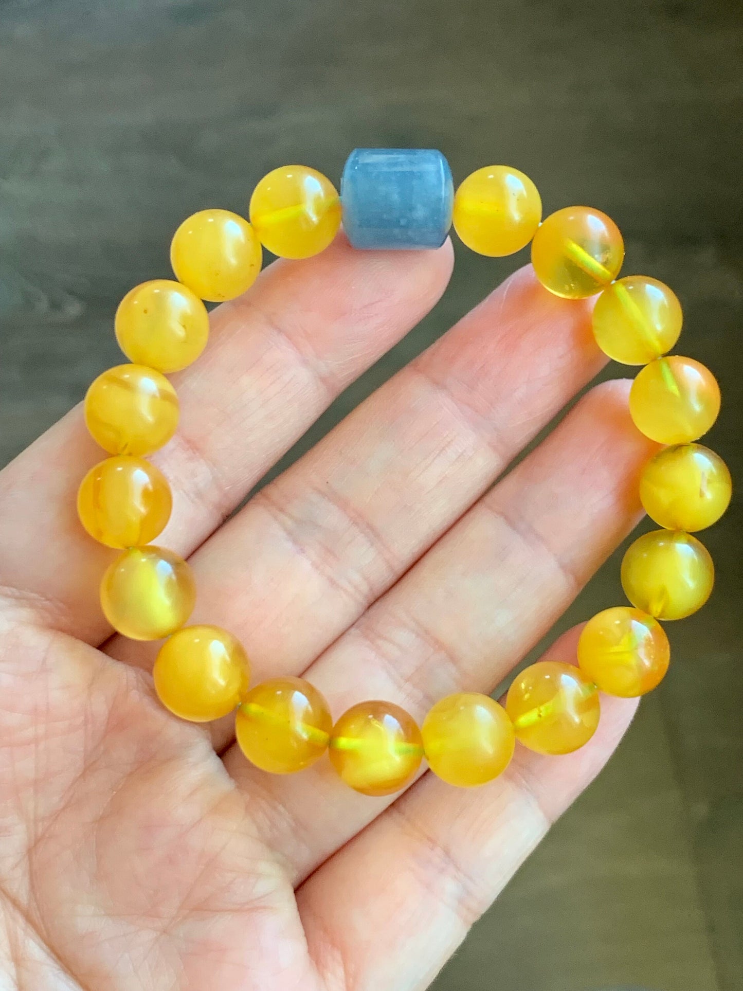 Natural Guatemalan Icy Translucent Blue Jadeite Barrel Bead Fossilized Honeybee Wax Tree Resin Beads Beaded Bracelet 6.75" 12g 天然冰危蓝翡翠珠蜜蜡珠手串