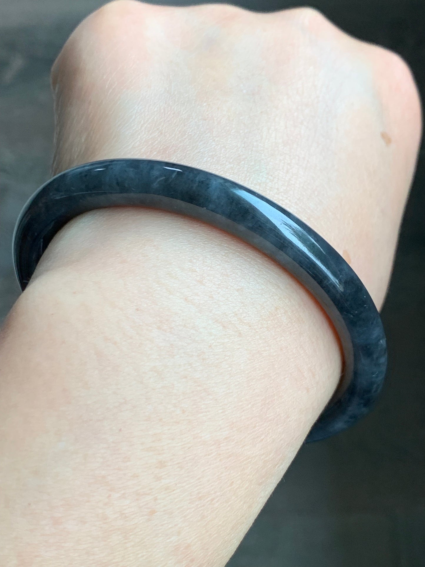 Certified Natural Burmese Icy Translucent Dark Wuji Jadeite Slim Bangle Bracelet 7.7x7.7mm 59.2mm 7.3” 33.18g 天然缅甸冰乌鸡翡翠圆条手镯 1489