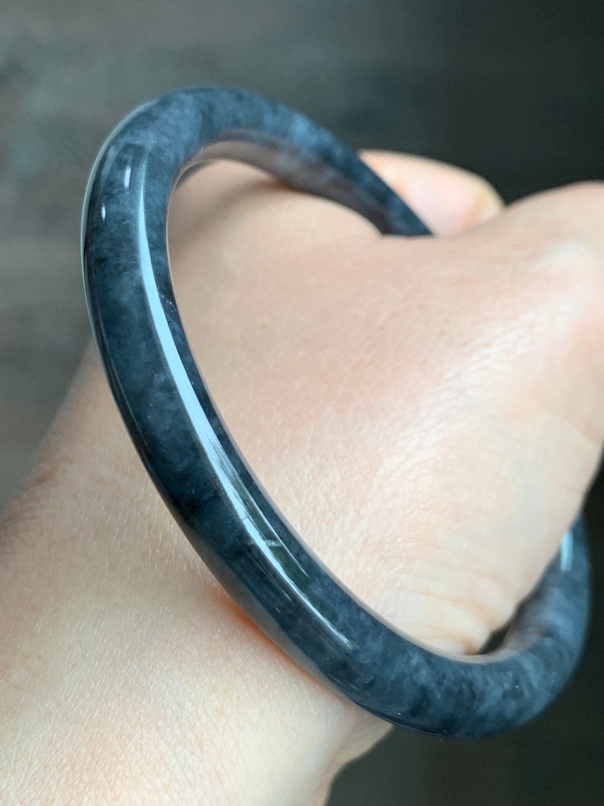 Certified Natural Burmese Icy Translucent Dark Wuji Jadeite Slim Bangle Bracelet 7.7x7.7mm 59.2mm 7.3” 33.18g 天然缅甸冰乌鸡翡翠圆条手镯 1489