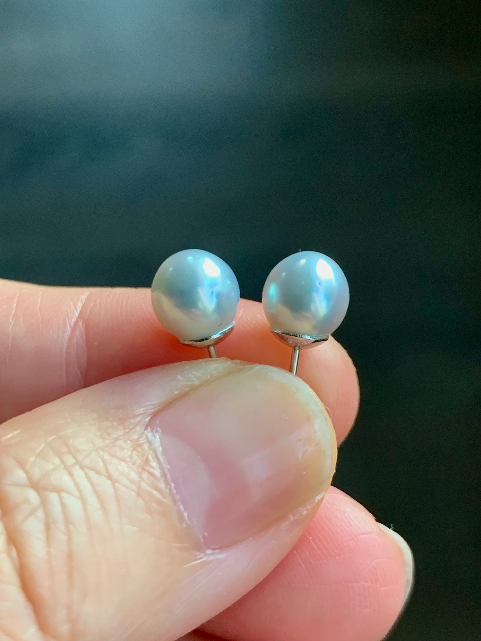 Natural Genuine Saltwater Lustrous Silver Gray Pearl Round Stud Earrings 925 Sterling Silver 7.26mm 天然海水奶奶灰圆珠珍珠纯银针耳钉 B