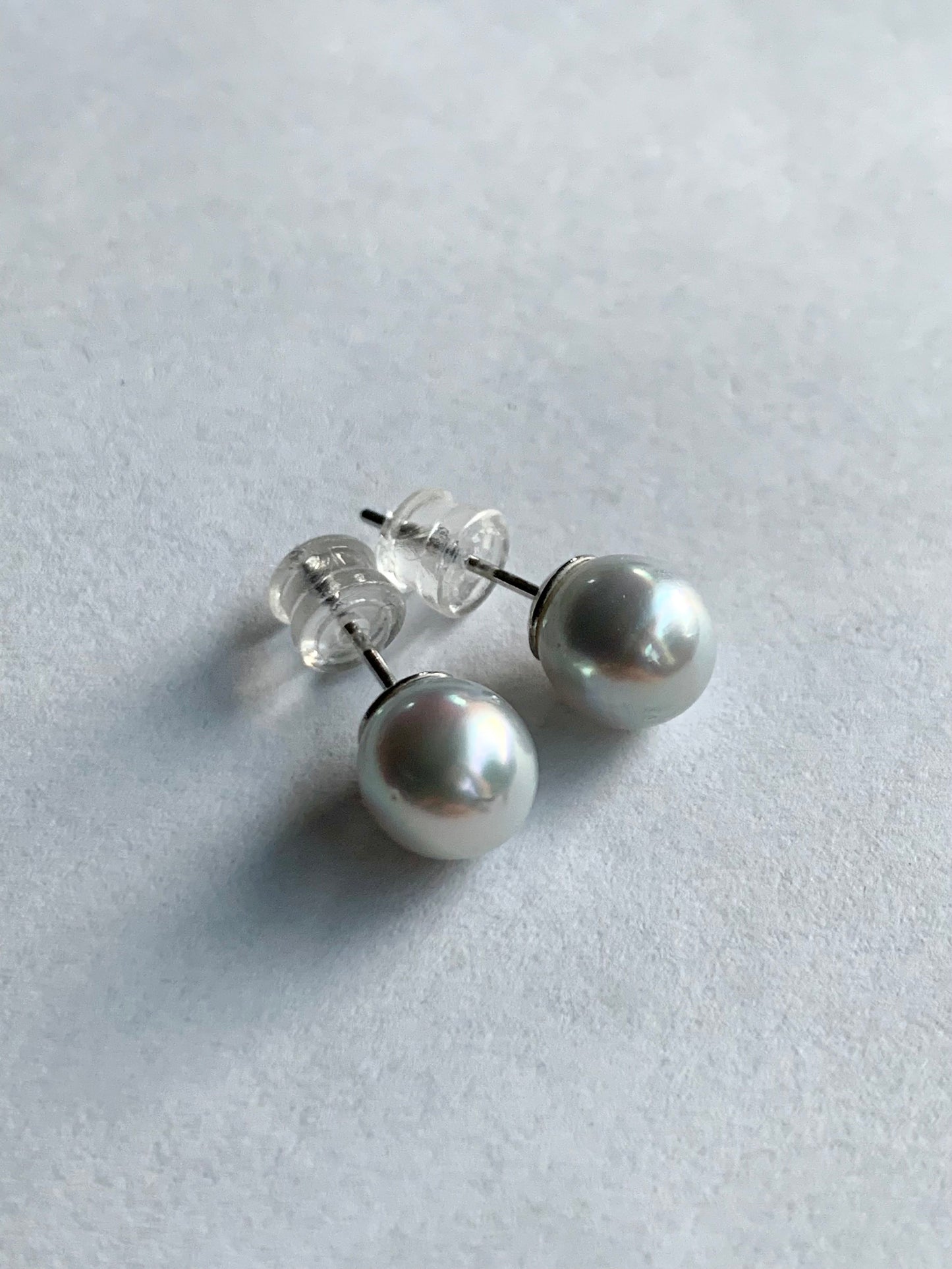 Natural Genuine Saltwater Lustrous Silver Gray Pearl Round Stud Earrings 925 Sterling Silver 7.26mm 天然海水奶奶灰圆珠珍珠纯银针耳钉 B