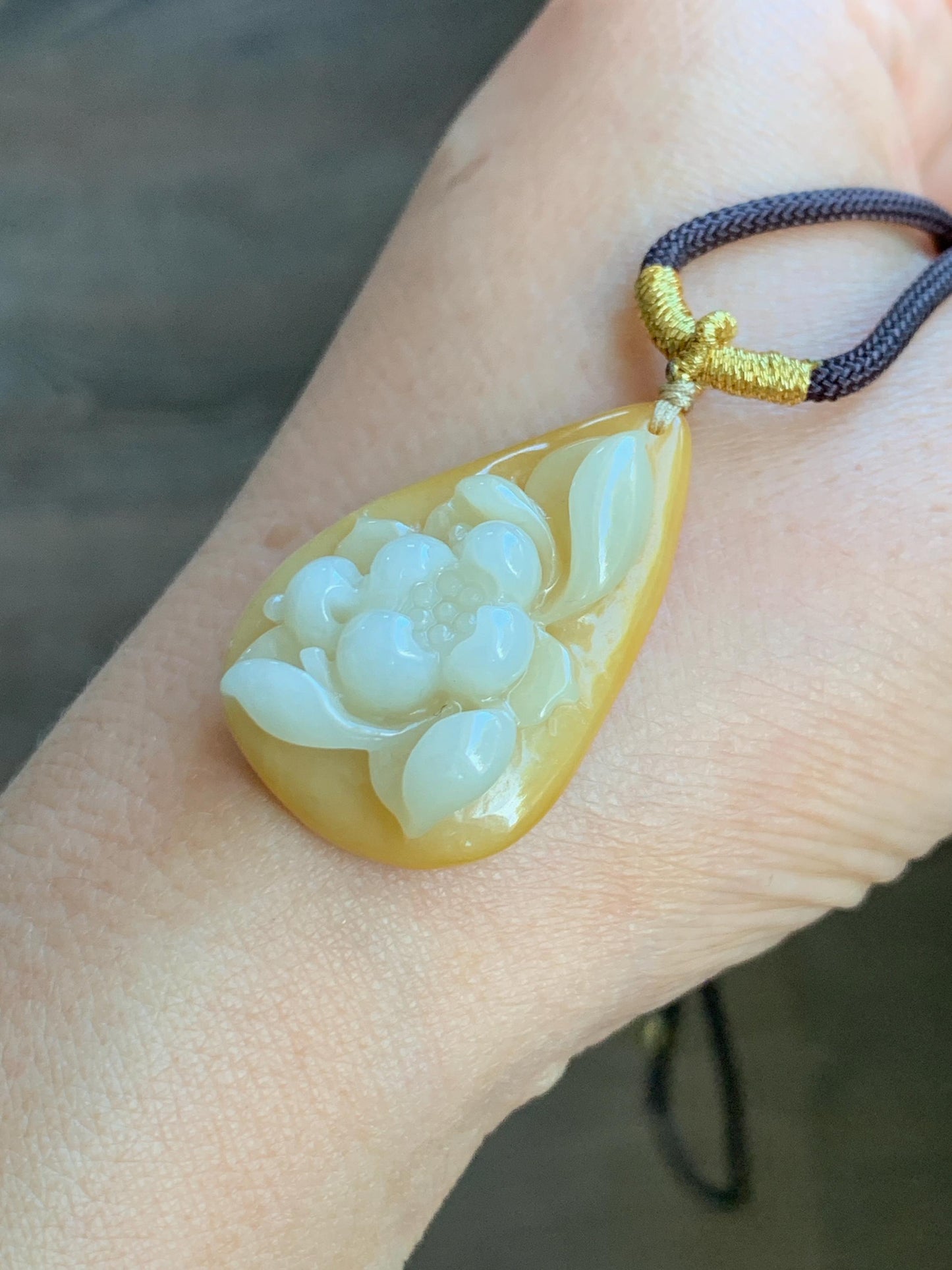 Natural Burmese Icy Translucent White & Yellow Bicolored Jadeite Carved Lotus Flower Teardrop Pendant Rope Necklace 26" 天然缅甸细糯白加黄翡翠一品清莲吊坠