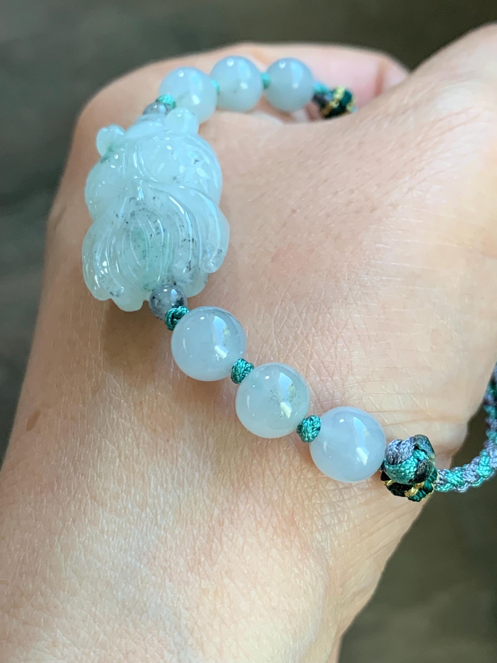 Natural Burmese Grade A Icy Translucent Gelatinous Wuji Jadeite w/ Green Marbling Carved Goldfish Rope Bracelet Adjustable 天然缅甸冰胶乌鸡飘绿花翡翠金鱼手绳