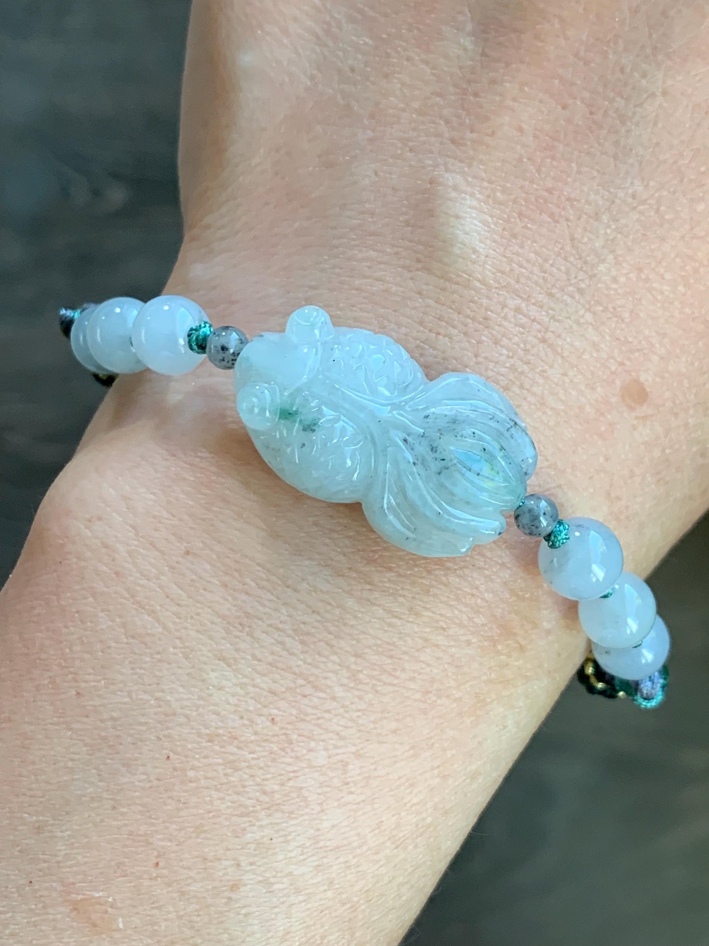 Natural Burmese Grade A Icy Translucent Gelatinous Wuji Jadeite w/ Green Marbling Carved Goldfish Rope Bracelet Adjustable 天然缅甸冰胶乌鸡飘绿花翡翠金鱼手绳