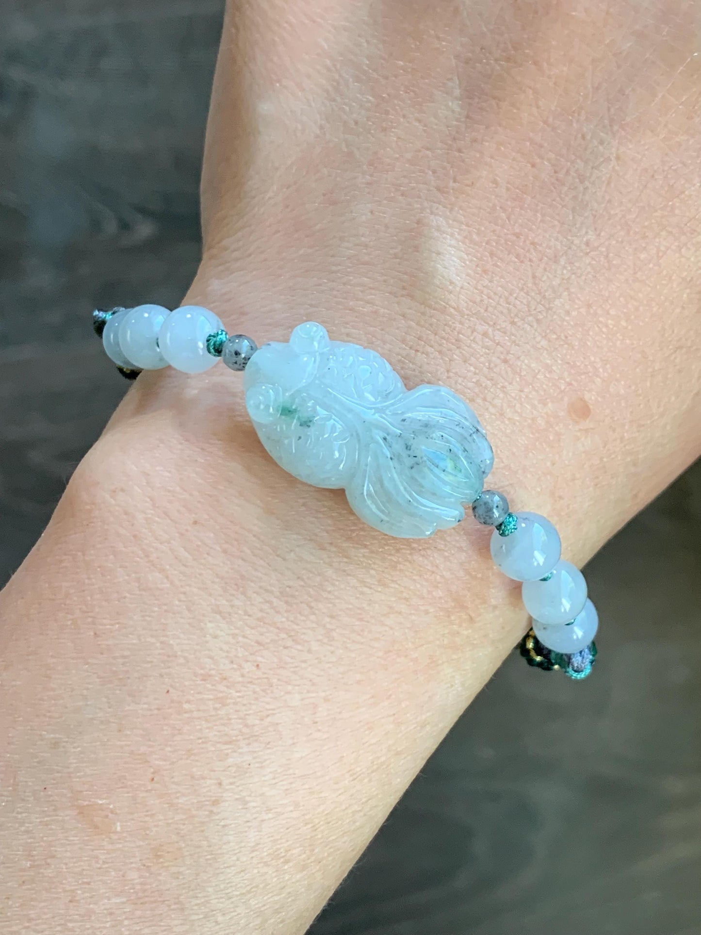 Natural Burmese Grade A Icy Translucent Gelatinous Wuji Jadeite w/ Green Marbling Carved Goldfish Rope Bracelet Adjustable 天然缅甸冰胶乌鸡飘绿花翡翠金鱼手绳