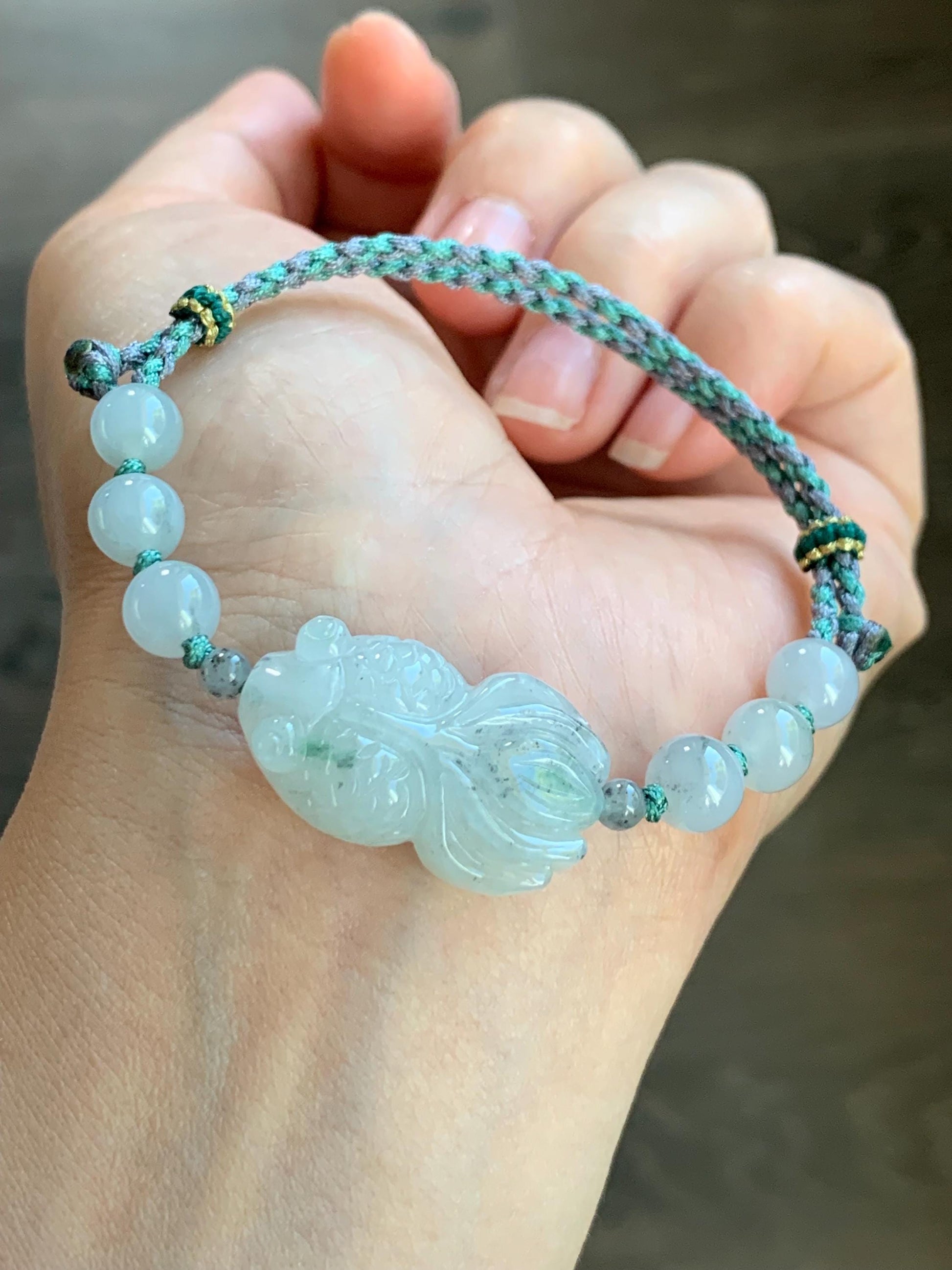 Natural Burmese Grade A Icy Translucent Gelatinous Wuji Jadeite w/ Green Marbling Carved Goldfish Rope Bracelet Adjustable 天然缅甸冰胶乌鸡飘绿花翡翠金鱼手绳