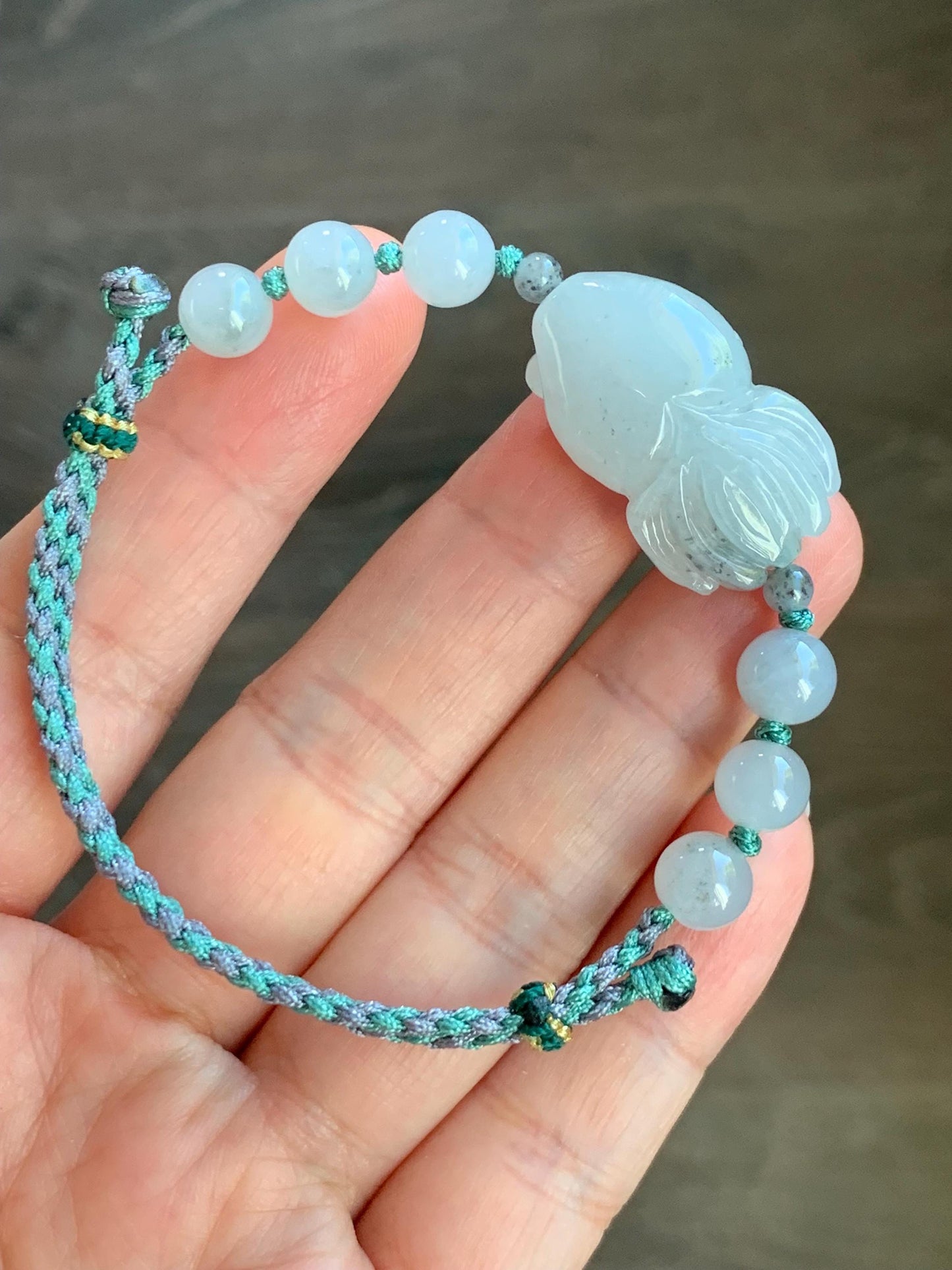 Natural Burmese Grade A Icy Translucent Gelatinous Wuji Jadeite w/ Green Marbling Carved Goldfish Rope Bracelet Adjustable 天然缅甸冰胶乌鸡飘绿花翡翠金鱼手绳