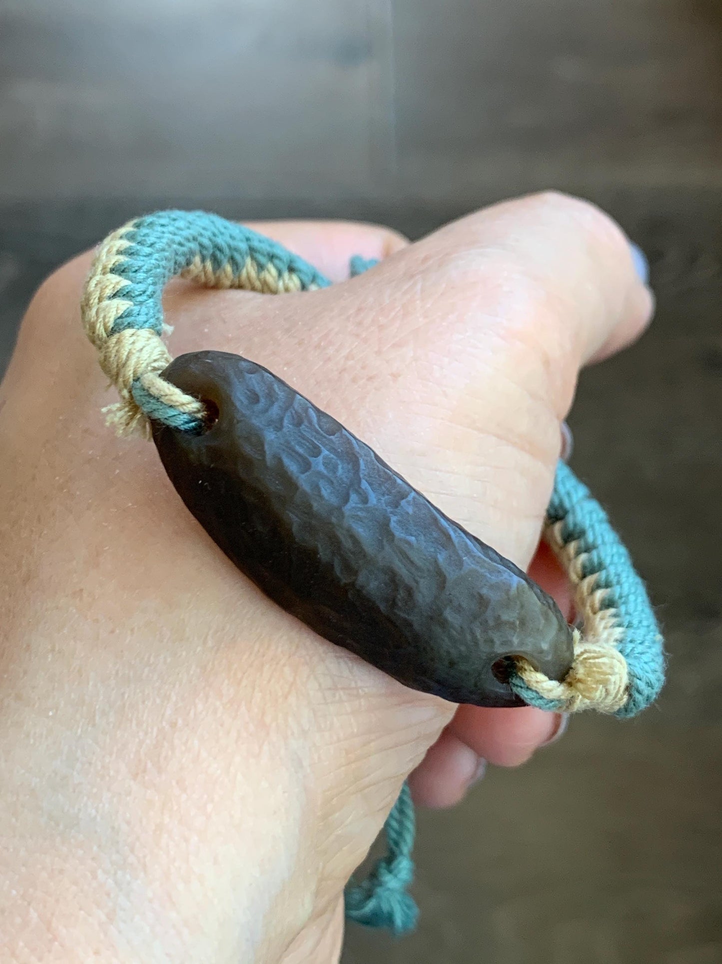 Natural Nephrite Hetian Jade Cuff Rope Bracelet Translucent Dark Caramelized Sugar Adjustable 6.25" 11g 天然焦糖和田玉手牌手绳