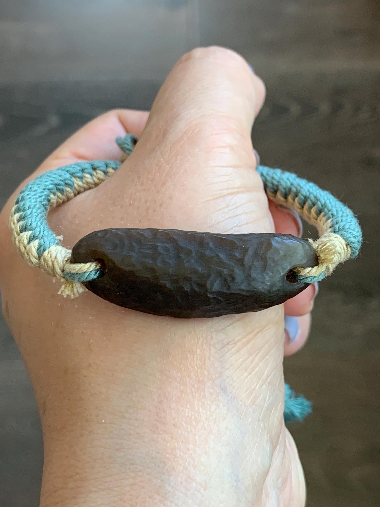 Natural Nephrite Hetian Jade Cuff Rope Bracelet Translucent Dark Caramelized Sugar Adjustable 6.25" 11g 天然焦糖和田玉手牌手绳