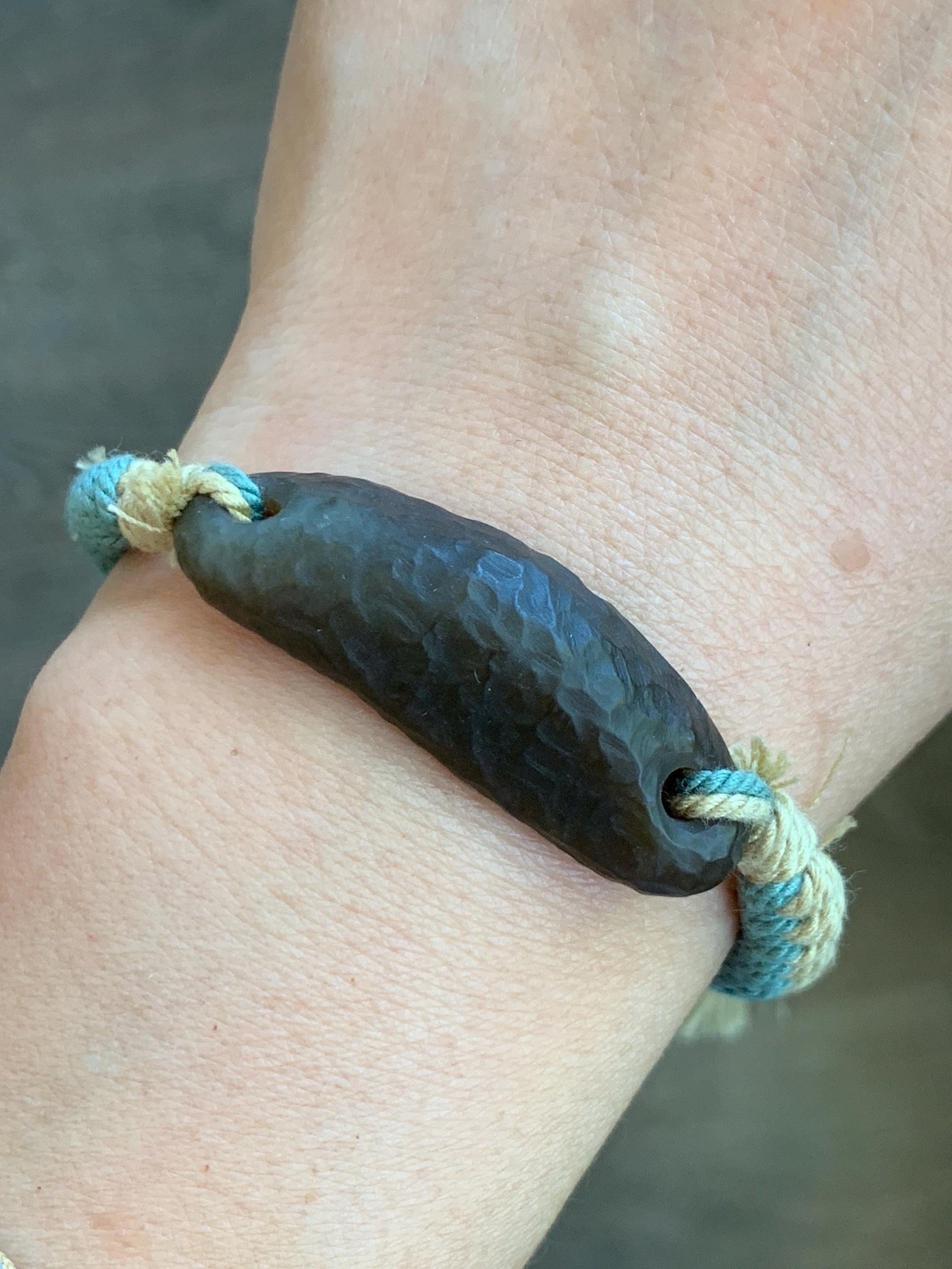 Natural Nephrite Hetian Jade Cuff Rope Bracelet Translucent Dark Caramelized Sugar Adjustable 6.25" 11g 天然焦糖和田玉手牌手绳