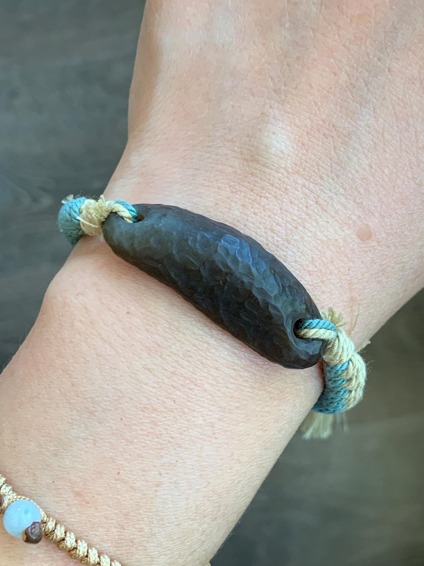 Natural Nephrite Hetian Jade Cuff Rope Bracelet Translucent Dark Caramelized Sugar Adjustable 6.25" 11g 天然焦糖和田玉手牌手绳