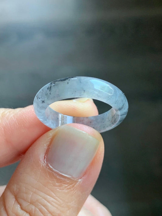 Natural Burmese Icy Highly Translucent Gelatinous Light Gray Wuji Marbled Jadeite Band Ring Size 6.75 天然缅甸冰胶淡乌鸡翡翠戒圈 XWJ60A