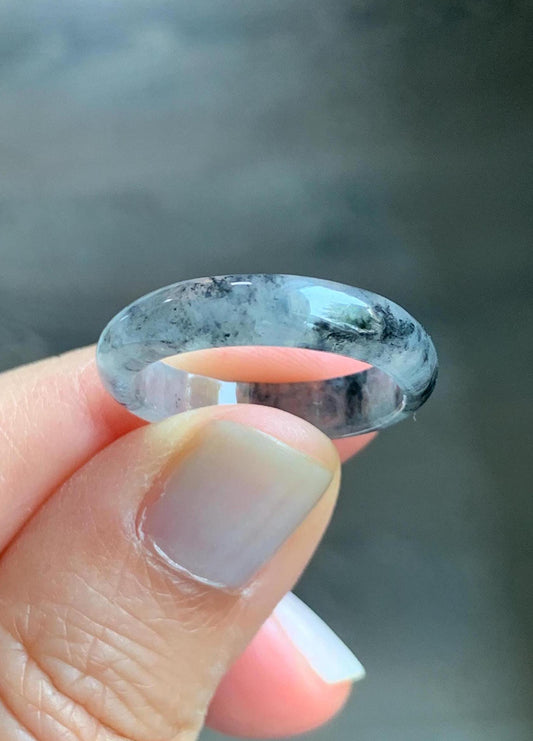 Natural Burmese Icy Highly Translucent Gelatinous Light Gray Wuji Marbled Jadeite Band Ring Size 8.25 天然缅甸冰胶淡乌鸡翡翠戒圈 XWJ60B