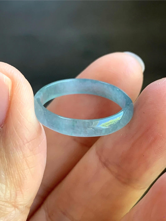 Natural Guatemalan Icy Highly Translucent Light Blue Jadeite Band Ring Size 8 天然冰危起冰起光浅蓝翡翠戒圈 XDL55A