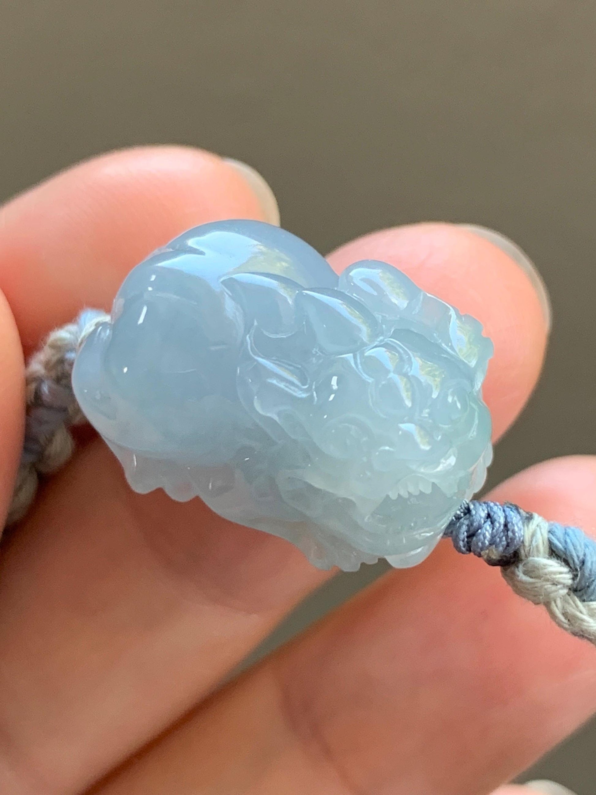 Certified Natural Guatemalan Icy Translucent Gelatinous Light Blue Jadeite Pixiu Rope Bracelet & Olive Pit Beads Bracelet 天然冰胶危淡蓝紫翡翠貔貅手绳橄榄核珠