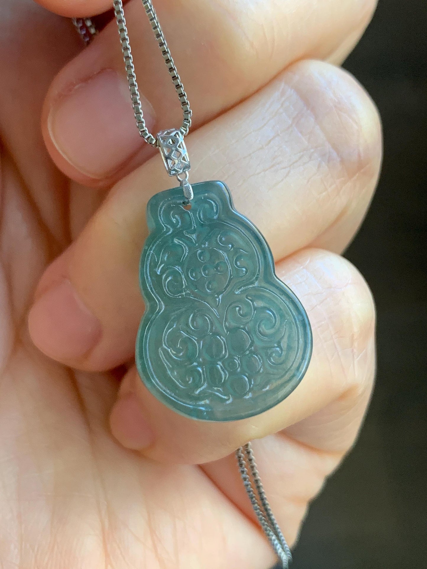 Natural Guatemalan Icy Translucent Teal Blue Jadeite Engraved Hulu Gourd Pendant 18K White Gold 3g 天然冰危蓝翡翠仿古雕葫芦镶嵌吊坠 A