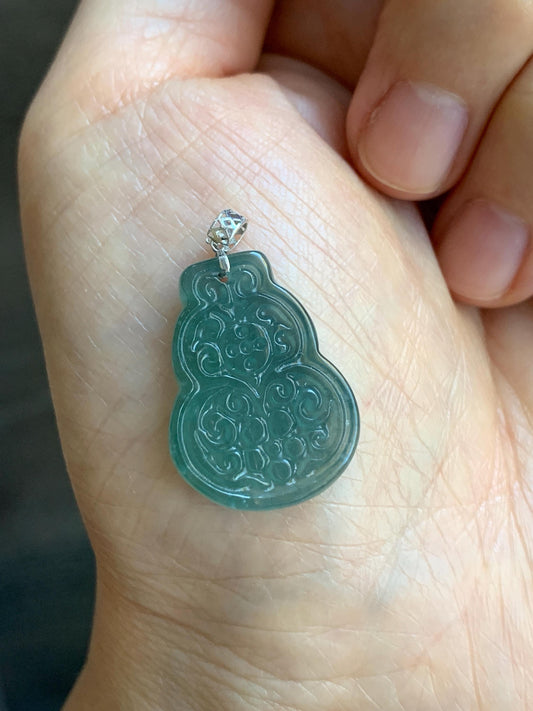 Natural Guatemalan Icy Translucent Teal Blue Jadeite Engraved Hulu Gourd Pendant 18K White Gold 3g 天然冰危蓝翡翠仿古雕葫芦镶嵌吊坠 A