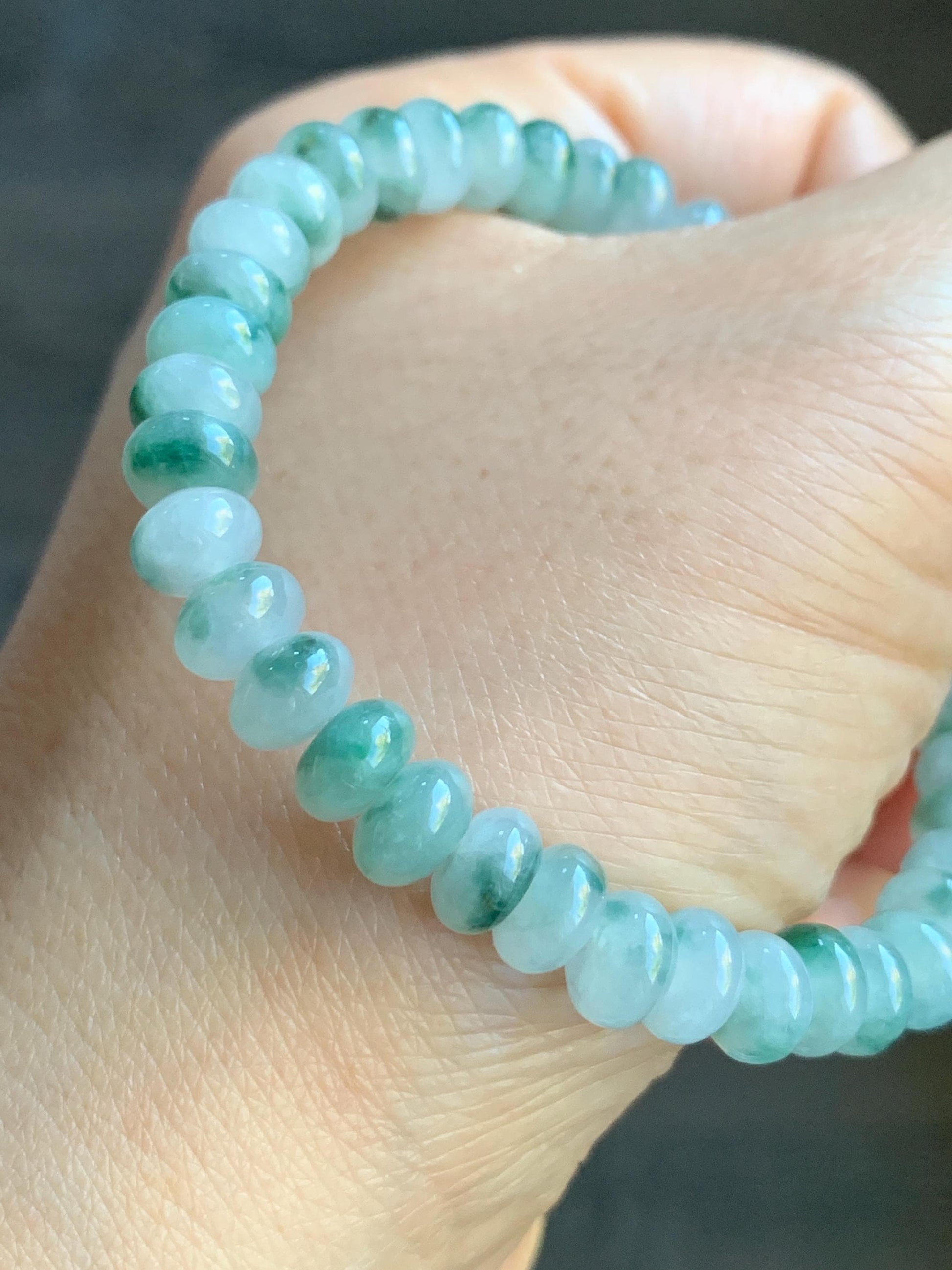 Natural Burmese Icy Translucent Light Green Teal Green Marbled Jadeite Drum Beads Beaded Bracelet Stretchy 6” 15g 天然缅甸冰胶晴色飘花翡翠鼓珠手串 SH919