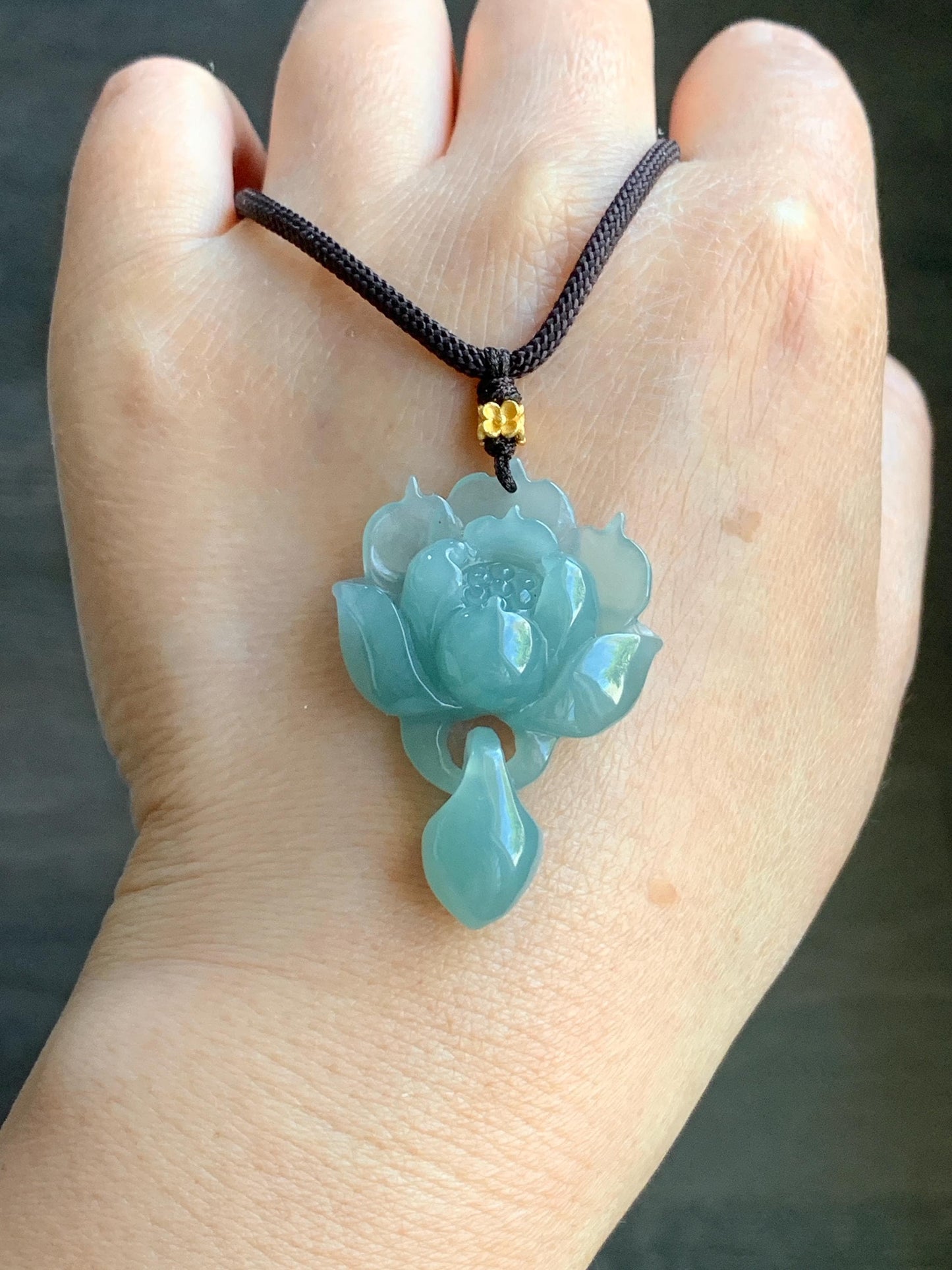 Certified Natural Guatemalan Icy Translucent Light Teal Blue Jadeite Lotus Flower Interlocked Teardrop Pendant Necklace 天然冰胶危浅蓝翡翠荷花环环相扣吊坠