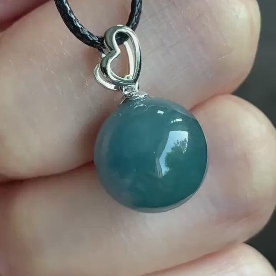 Certified Natural Guatemalan Grade A Icy Translucent Gelatinous Blue Jadeite Sphere Bead Pendant 18K White Gold Bail 天然冰危蓝翡翠单珠镶嵌吊坠